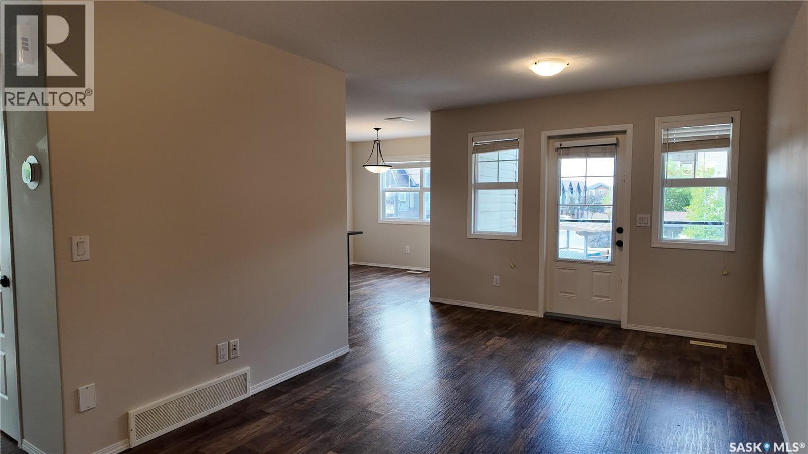 572 150 Langlois Way, Saskatoon, Saskatchewan  S7T 0L3 - Photo 6 - SK045023