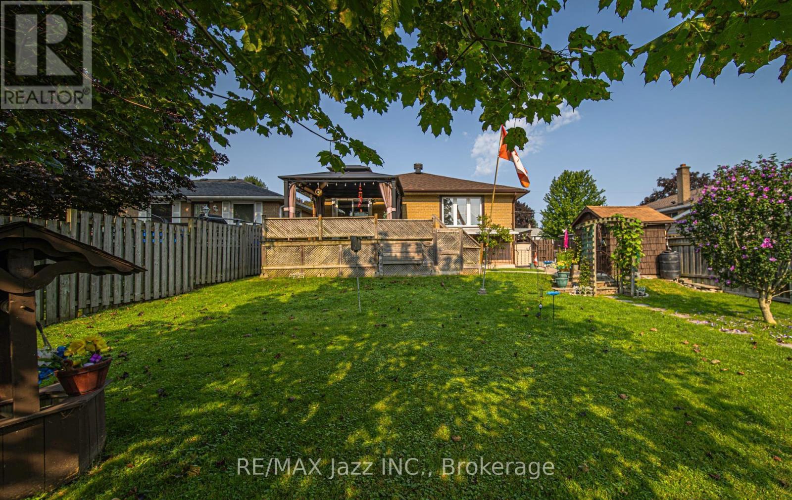 1481 Evangeline Drive, Oshawa, Ontario  L1J 3S8 - Photo 22 - E13670736