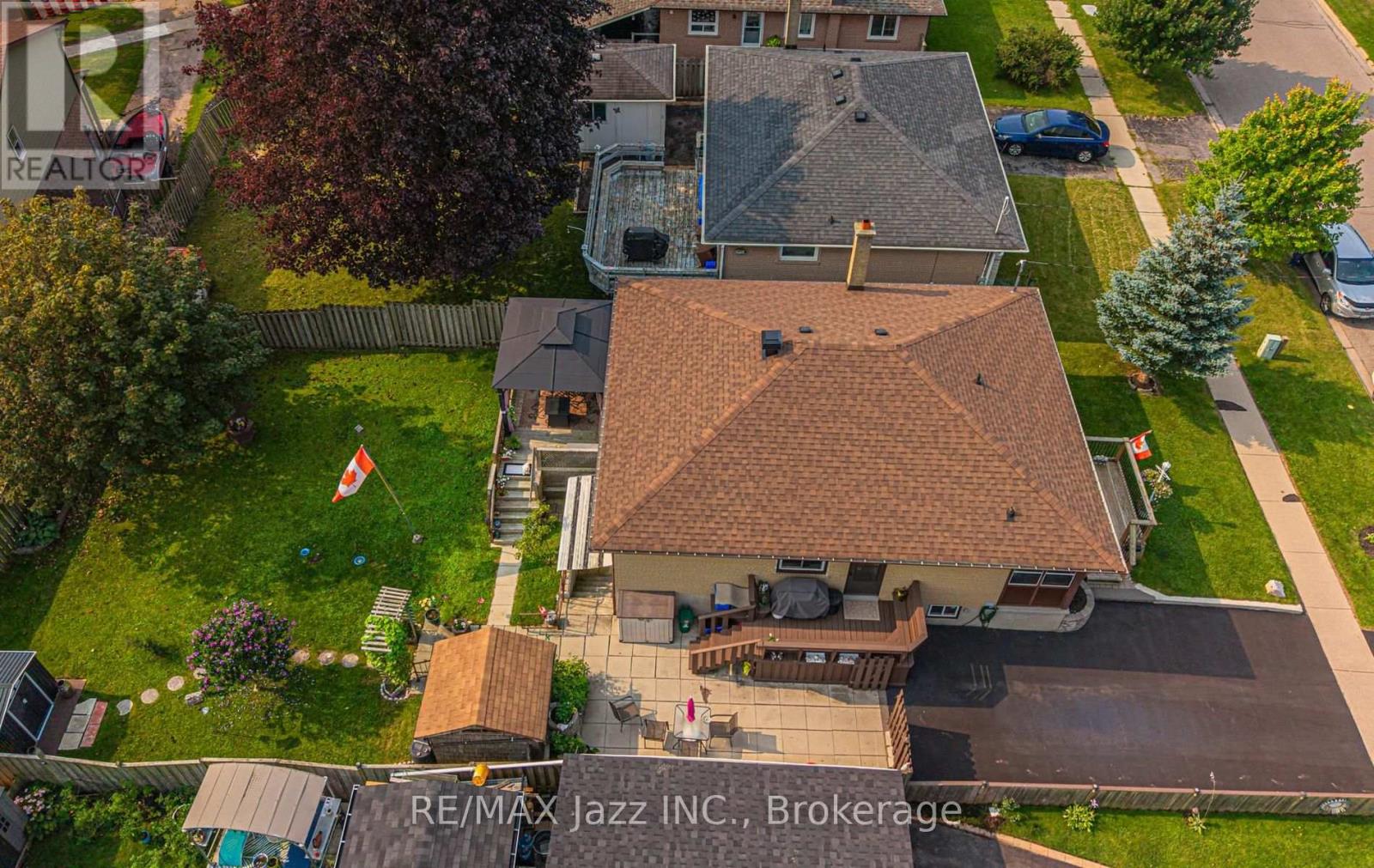1481 Evangeline Drive, Oshawa, Ontario  L1J 3S8 - Photo 25 - E13670736