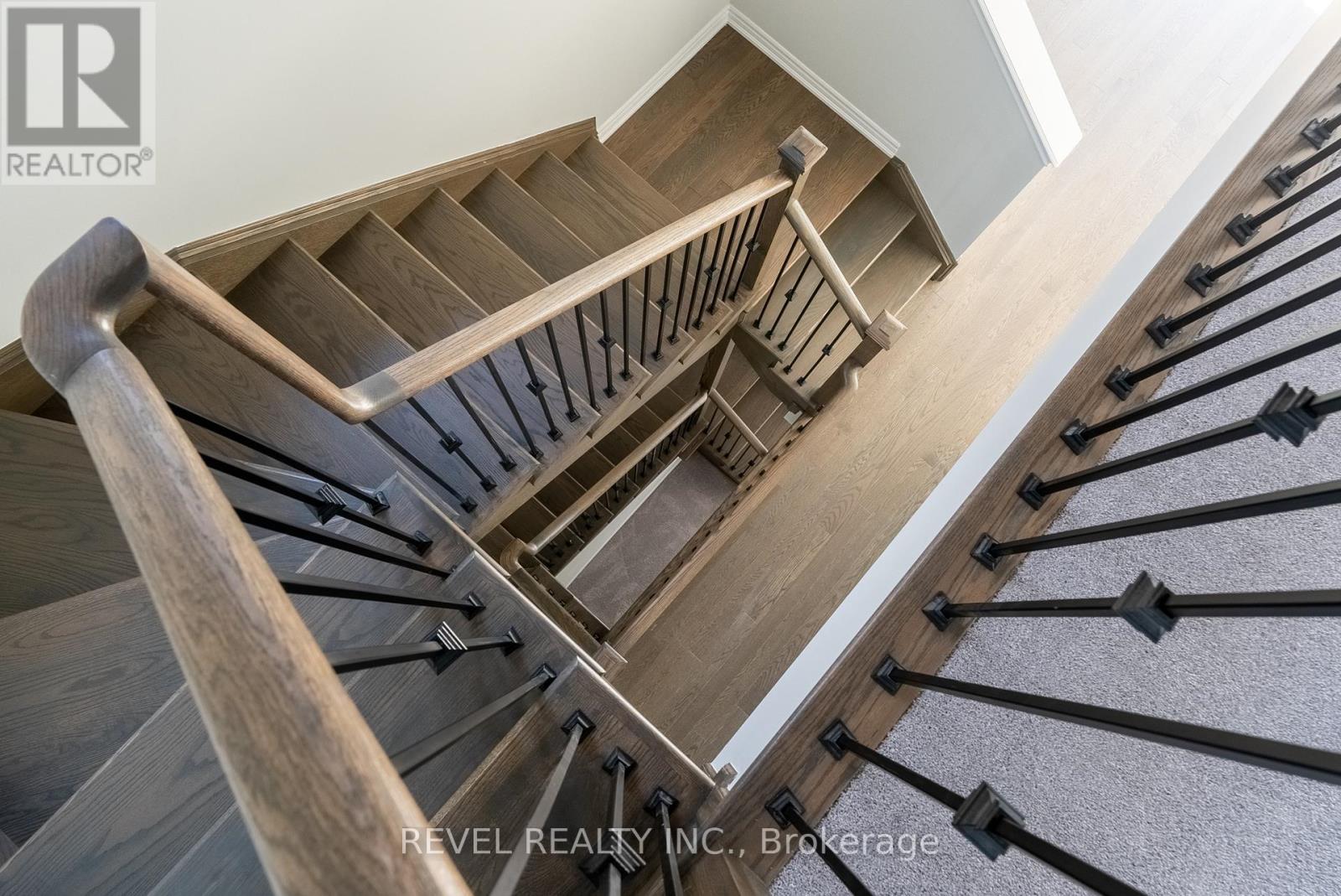 14 Paradise Way, Whitby, Ontario  L1R 0R7 - Photo 33 - E13670920