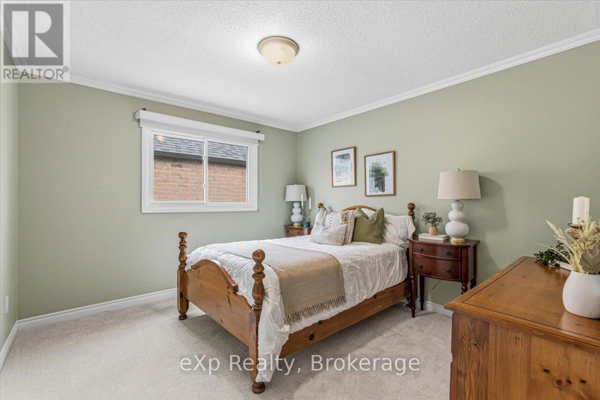 1067 Maury Crescent, Pickering, Ontario L1X 1R4 - Photo 36 - E13670998