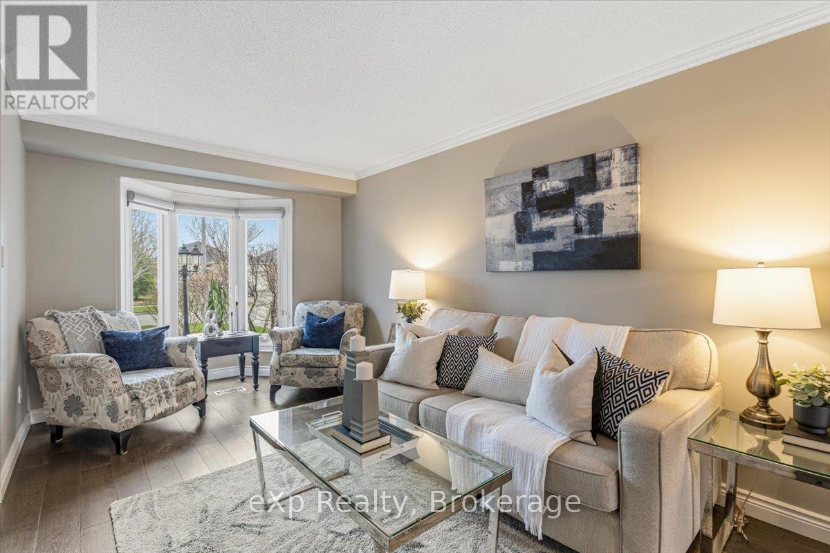 1067 Maury Crescent, Pickering, Ontario L1X 1R4 - Photo 6 - E13670998