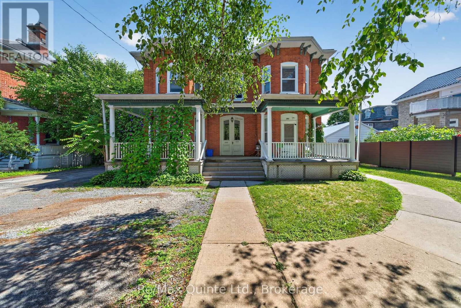 205 CHARLES STREET, Belleville, Ontario