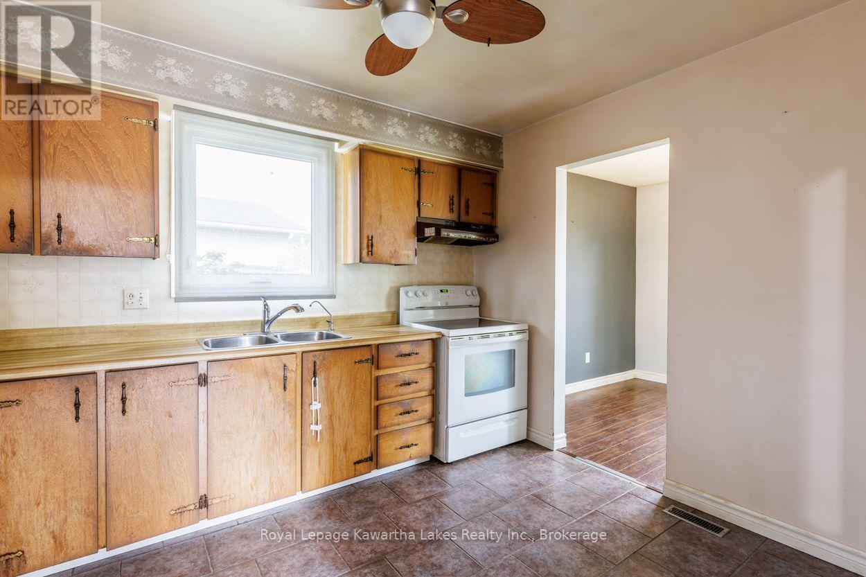 45 Sinclair Street, Kawartha Lakes, Ontario  K9V 5L6 - Photo 23 - X13670720