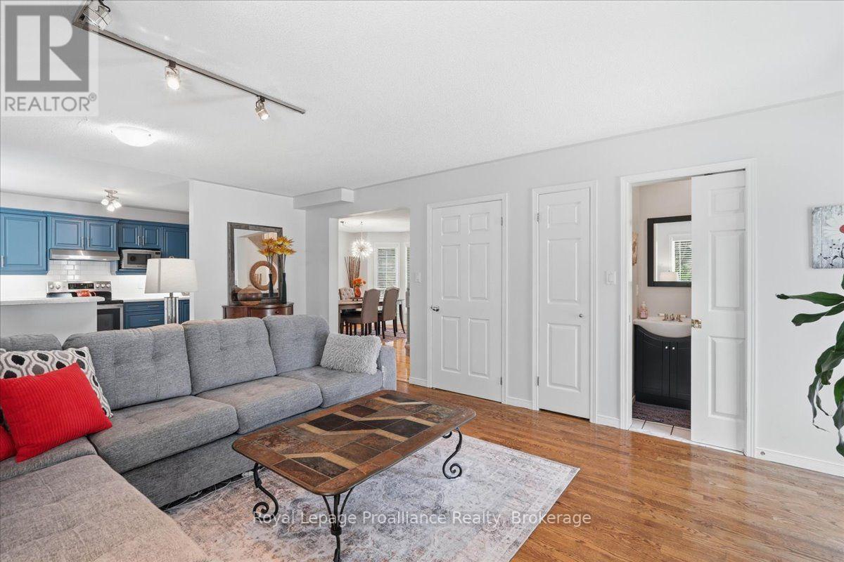 155 Downs Road, Quinte West, Ontario  K8V 0A9 - Photo 12 - X13671032