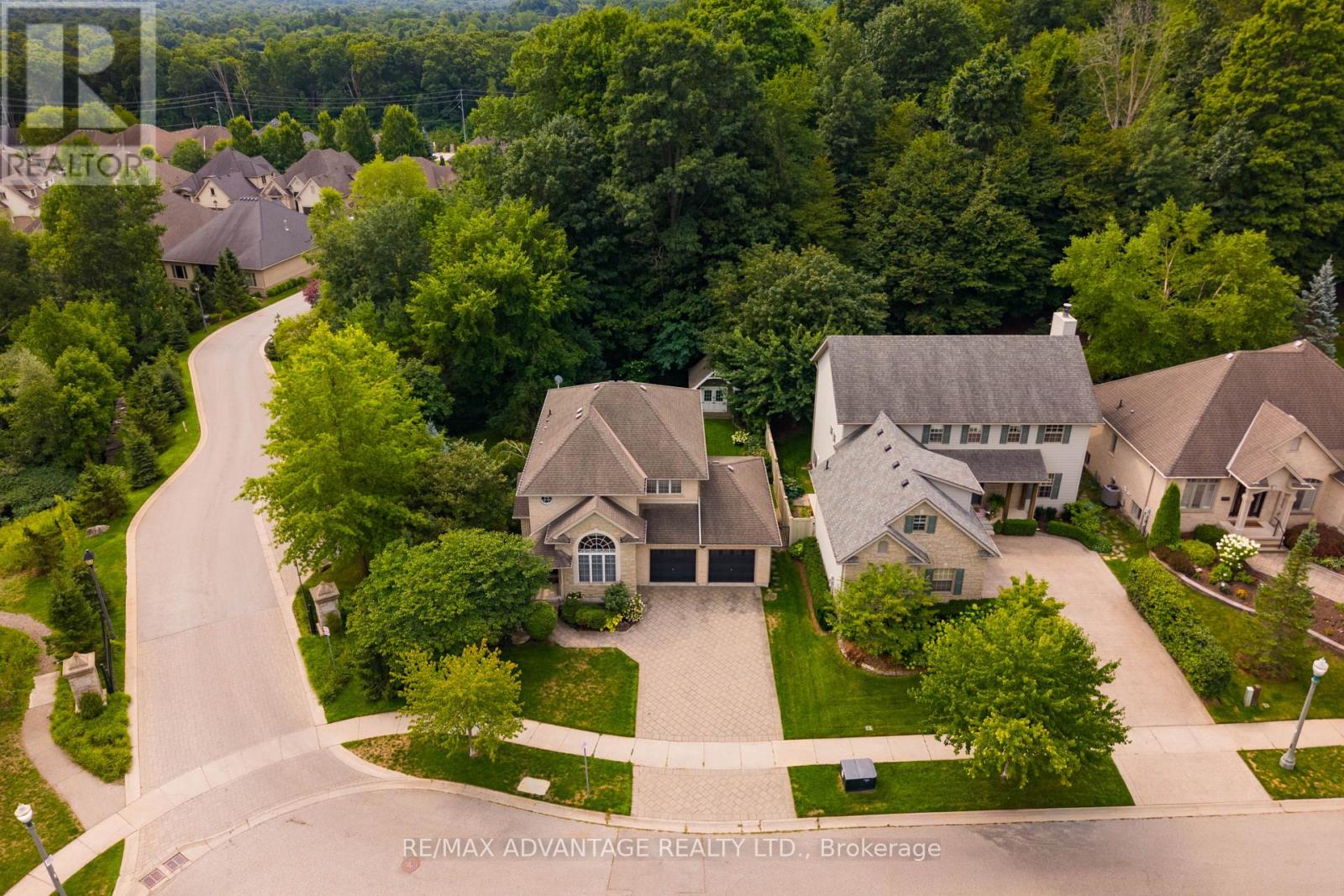 1519 SHORE ROAD, London South, Ontario