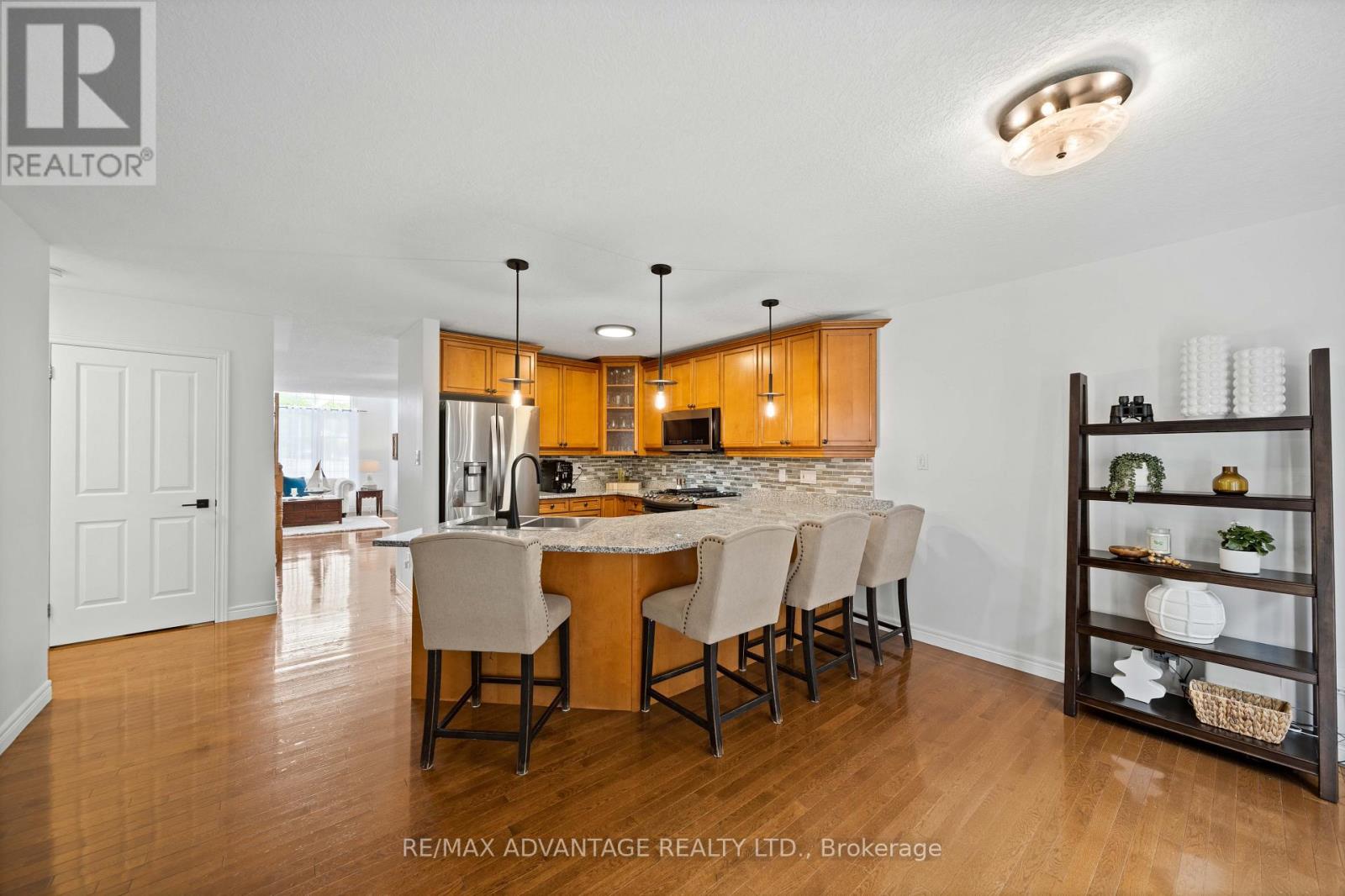 1519 Shore Road, London South, Ontario  N6K 4Z5 - Photo 8 - X13670966