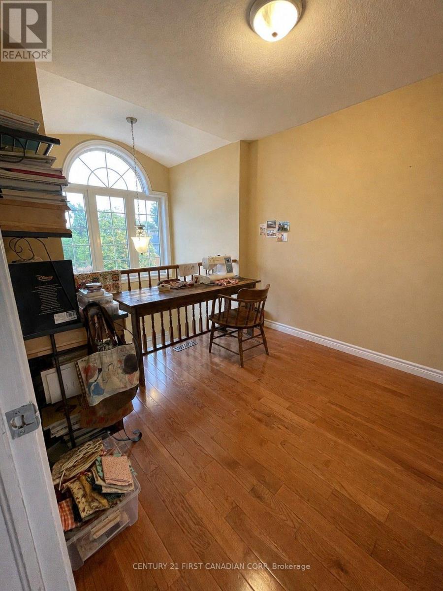 2052 Blackwater Road, London North, Ontario  N5X 4K1 - Photo 12 - X13671052
