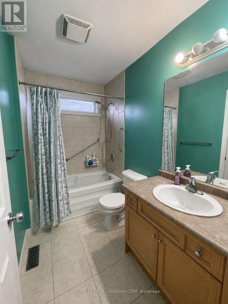 2052 Blackwater Road, London North, Ontario  N5X 4K1 - Photo 13 - X13671052