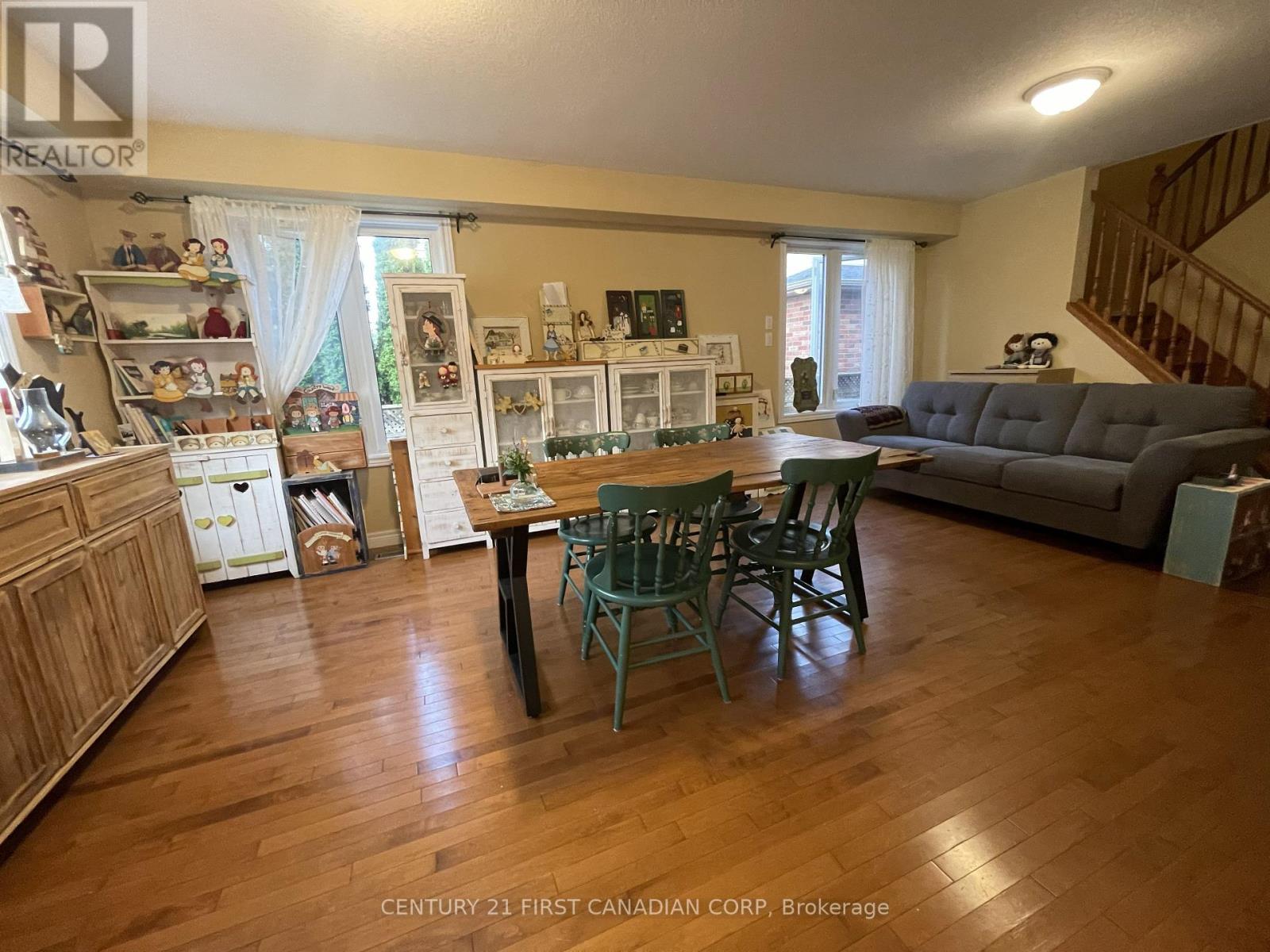2052 Blackwater Road, London North, Ontario  N5X 4K1 - Photo 2 - X13671052
