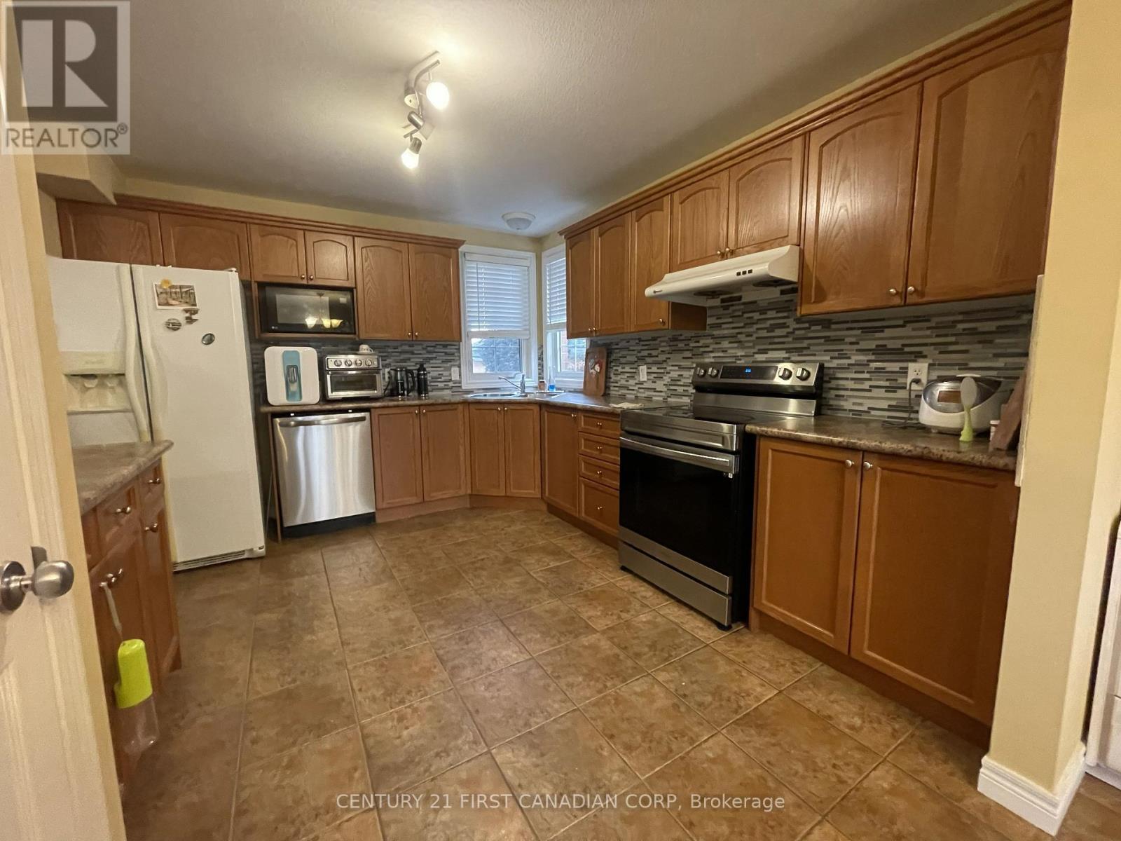 2052 Blackwater Road, London North, Ontario  N5X 4K1 - Photo 4 - X13671052
