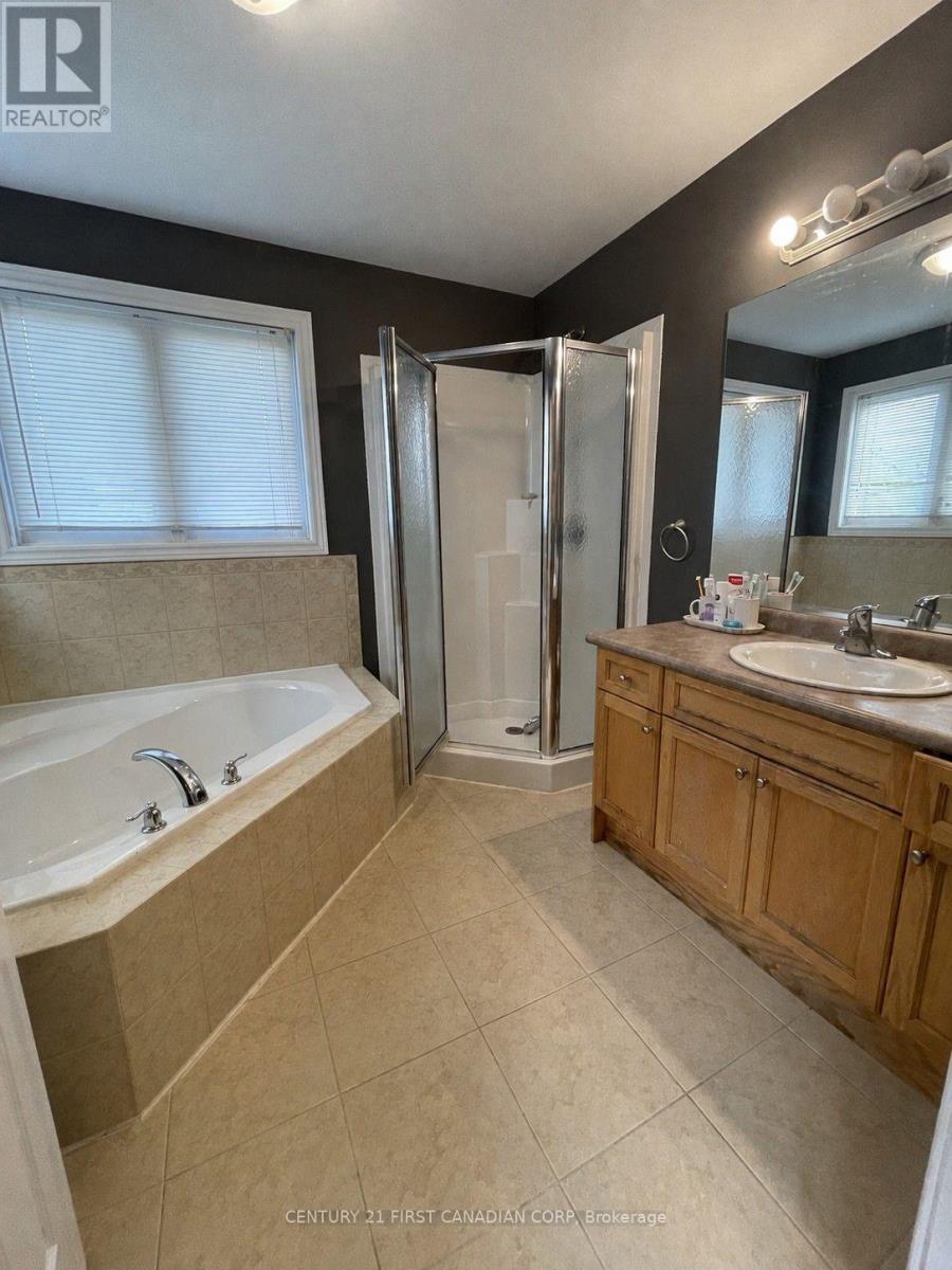 2052 Blackwater Road, London North, Ontario  N5X 4K1 - Photo 8 - X13671052