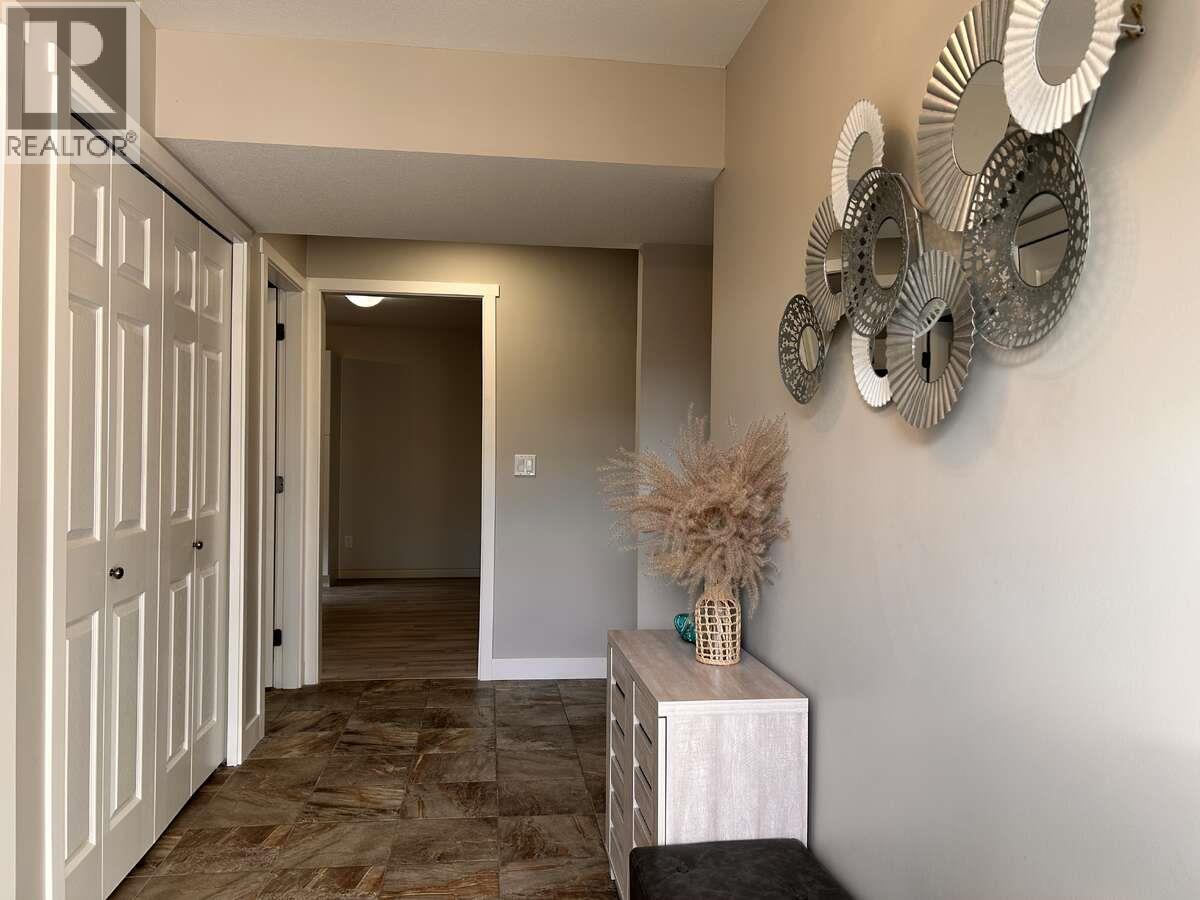 2906 Bentley Road, West Kelowna, British Columbia  V4T 3B3 - Photo 5 - 10393636