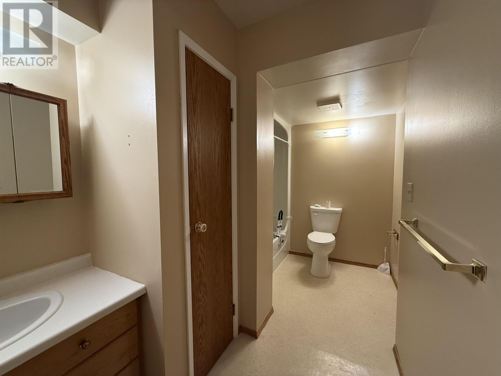 303 235 Leland Ave S, Thunder Bay, Ontario  P7E 2N6 - Photo 8 - TB2602131