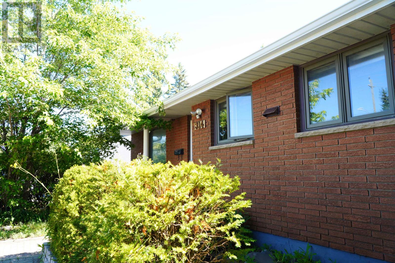 314 Edward Street N, Thunder Bay, Ontario  P7C 4P2 - Photo 3 - TB2602218