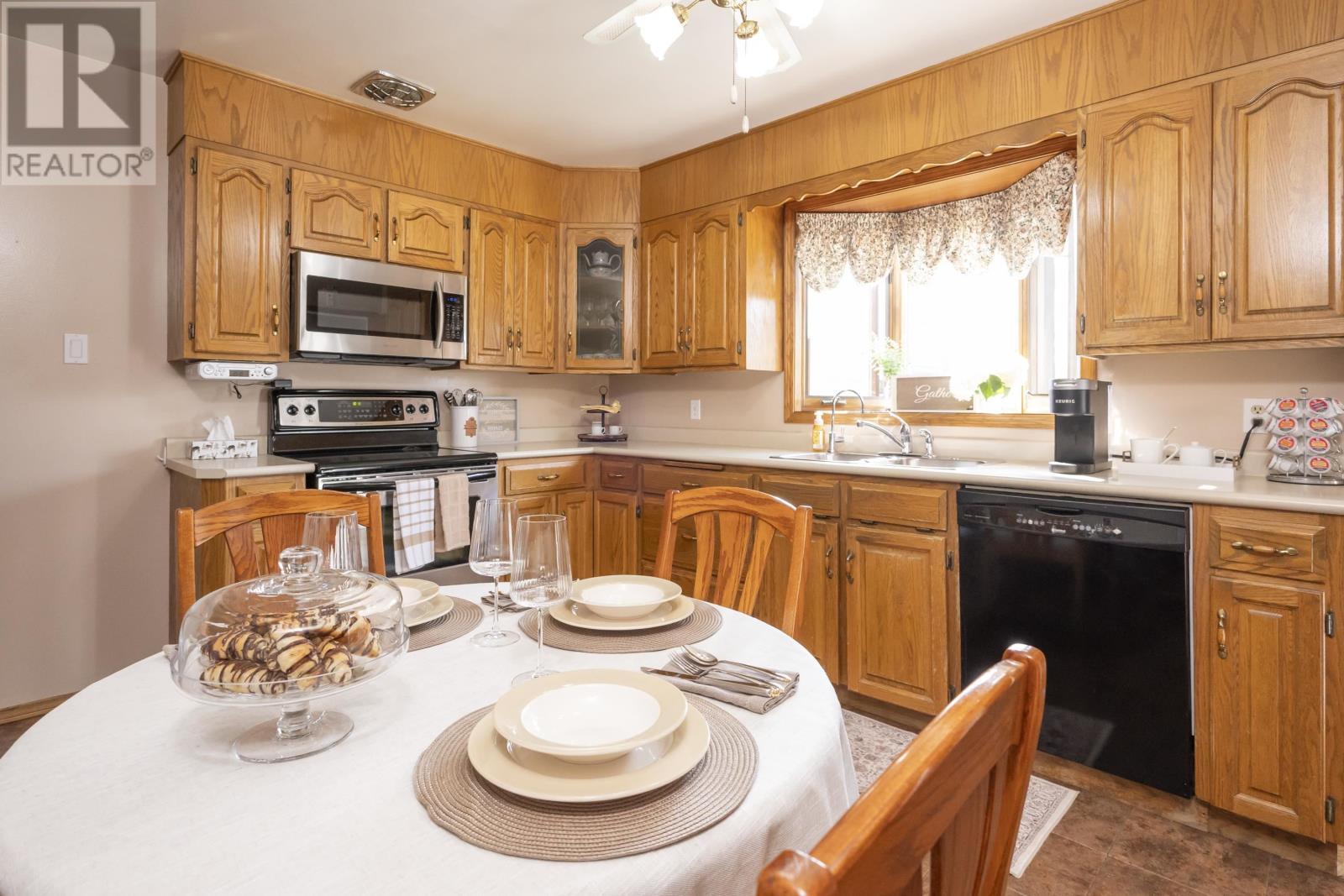 139 Clarkson St S, Thunder Bay, Ontario  P7B 4W9 - Photo 10 - TB2602303