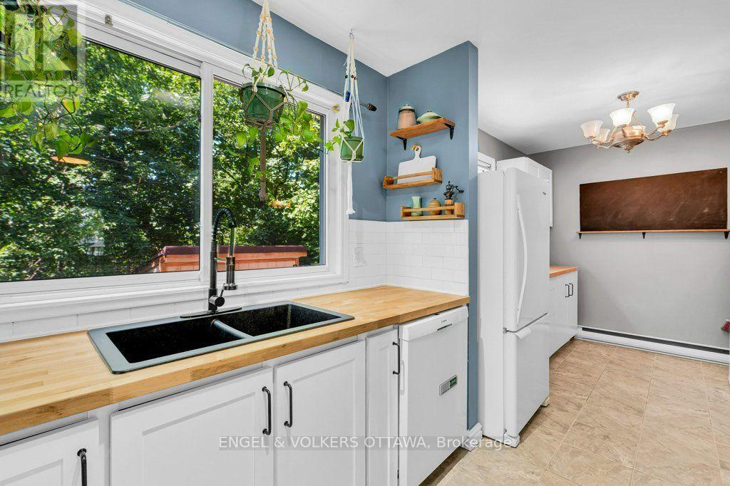 878 Grenon Avenue, Ottawa, Ontario  K2B 6G3 - Photo 14 - X13670704