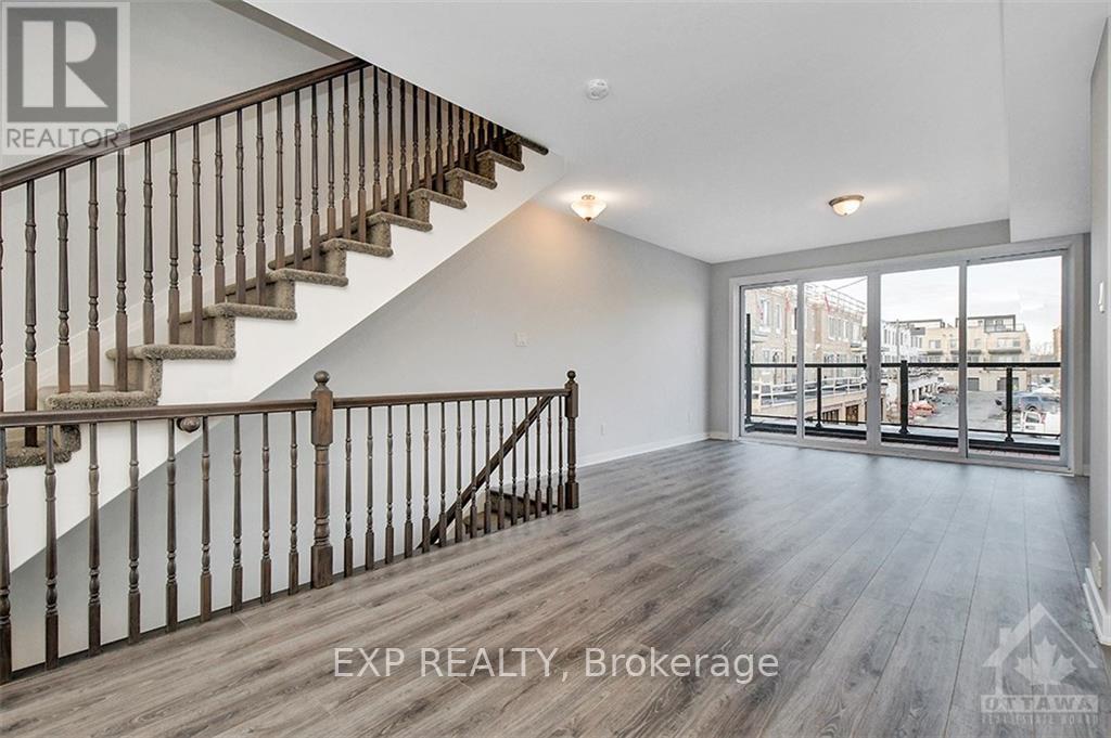 821 Mikinak Road, Ottawa, Ontario  K1K 4Z9 - Photo 11 - X13670992