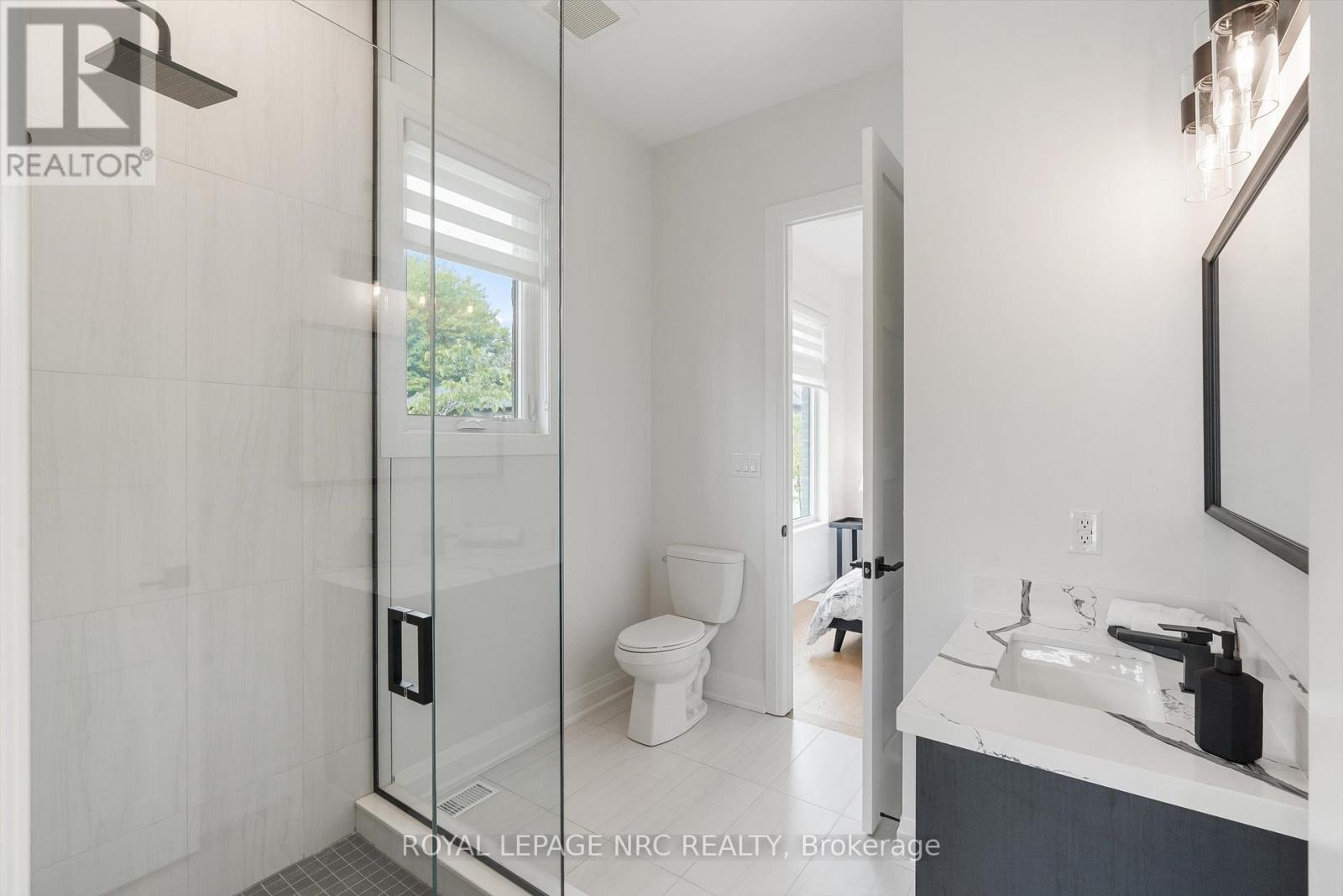 11 Primrose Street, Pelham, Ontario  L3E 0H1 - Photo 16 - X13670906