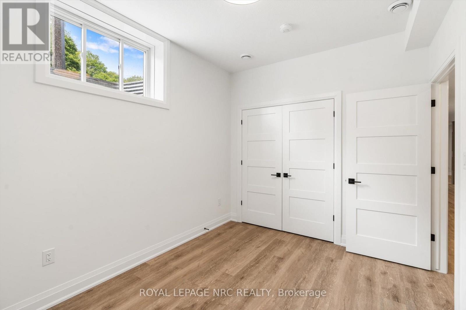 11 Primrose Street, Pelham, Ontario  L3E 0H1 - Photo 32 - X13670906