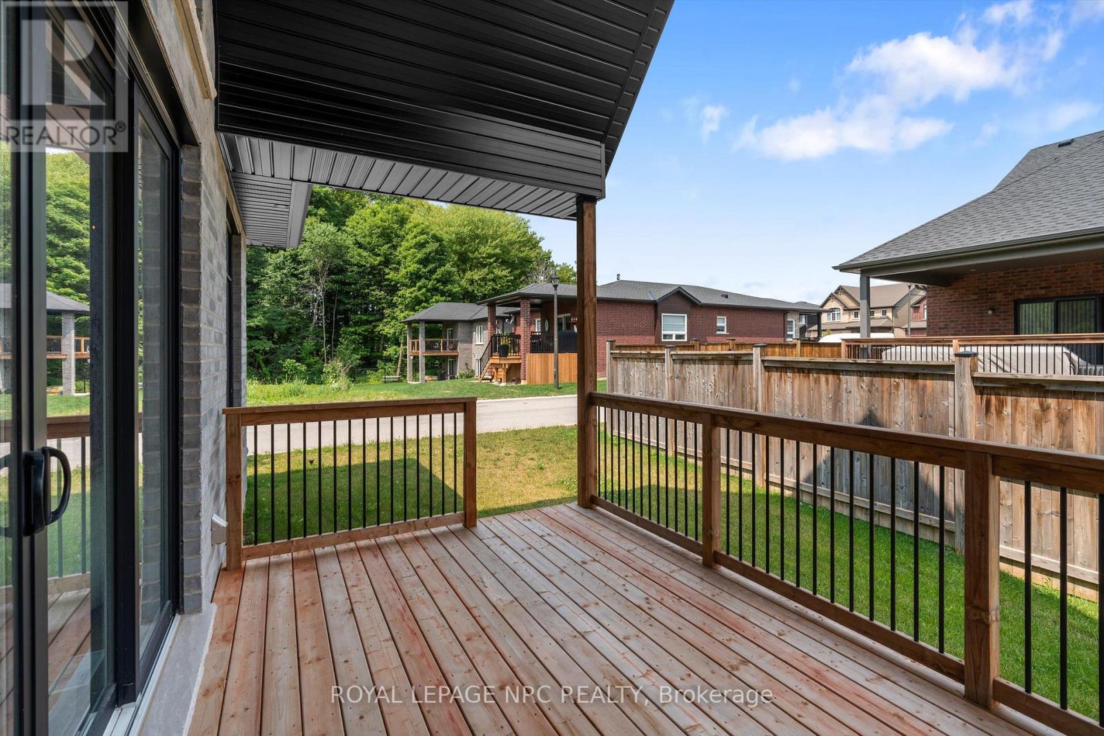 11 Primrose Street, Pelham, Ontario  L3E 0H1 - Photo 36 - X13670906
