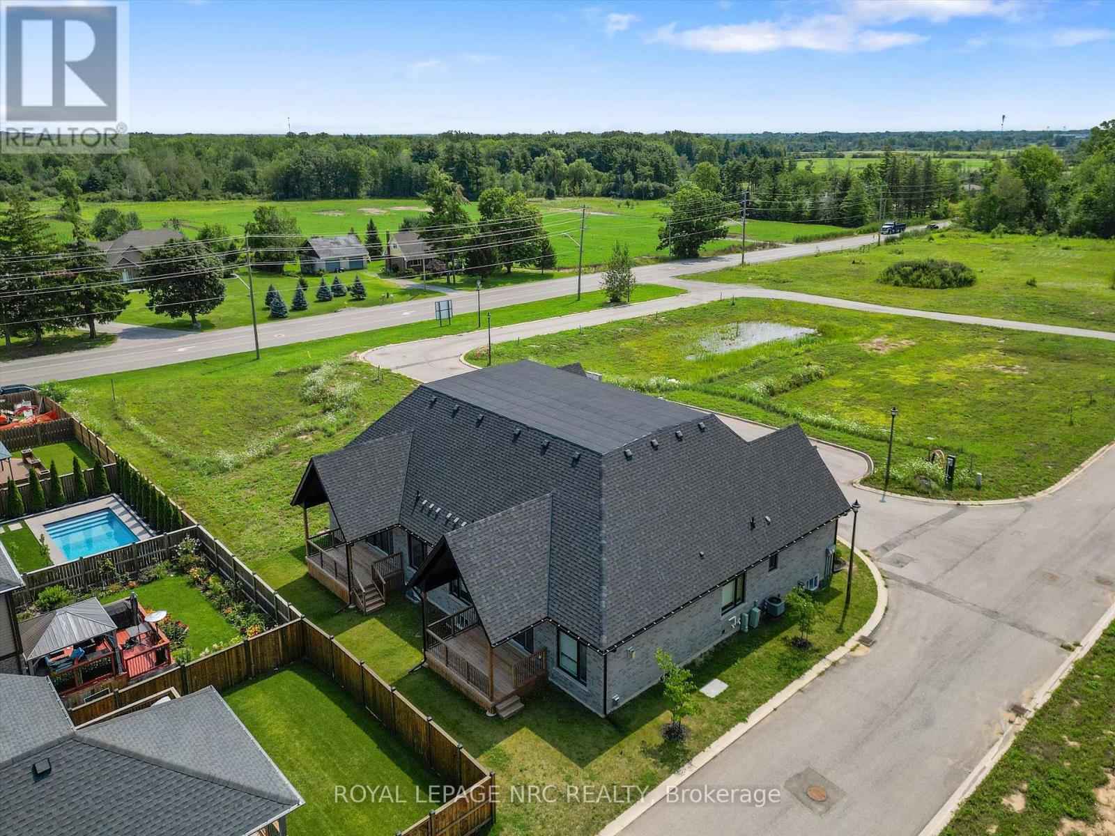 11 Primrose Street, Pelham, Ontario  L3E 0H1 - Photo 38 - X13670906