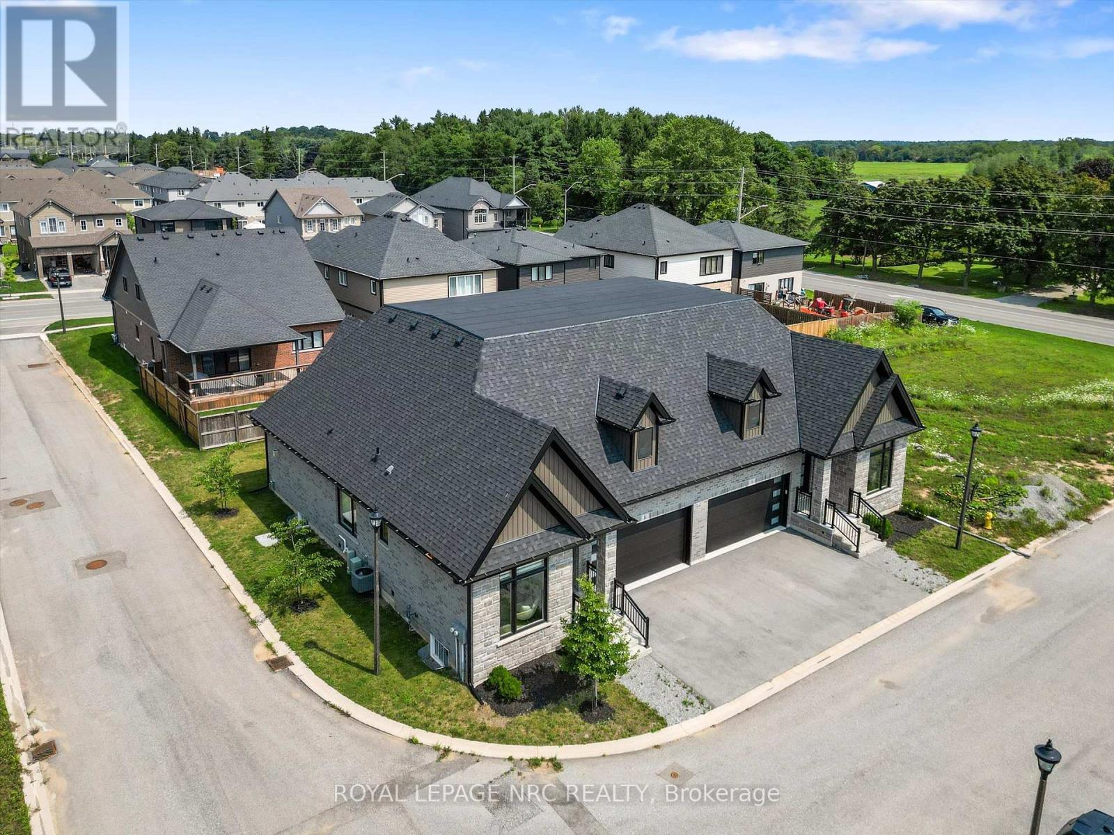 11 Primrose Street, Pelham, Ontario  L3E 0H1 - Photo 39 - X13670906
