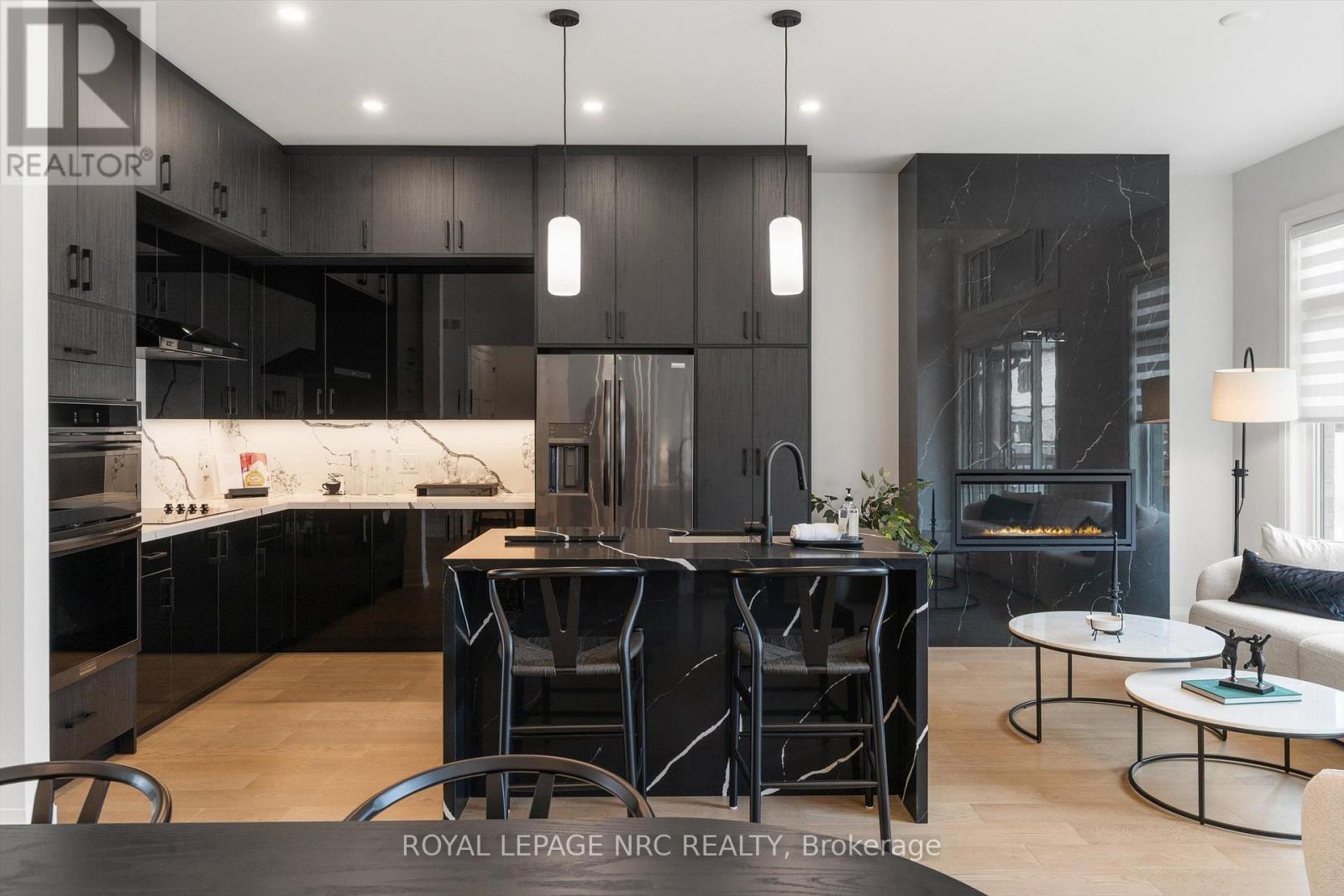 11 Primrose Street, Pelham, Ontario  L3E 0H1 - Photo 6 - X13670906