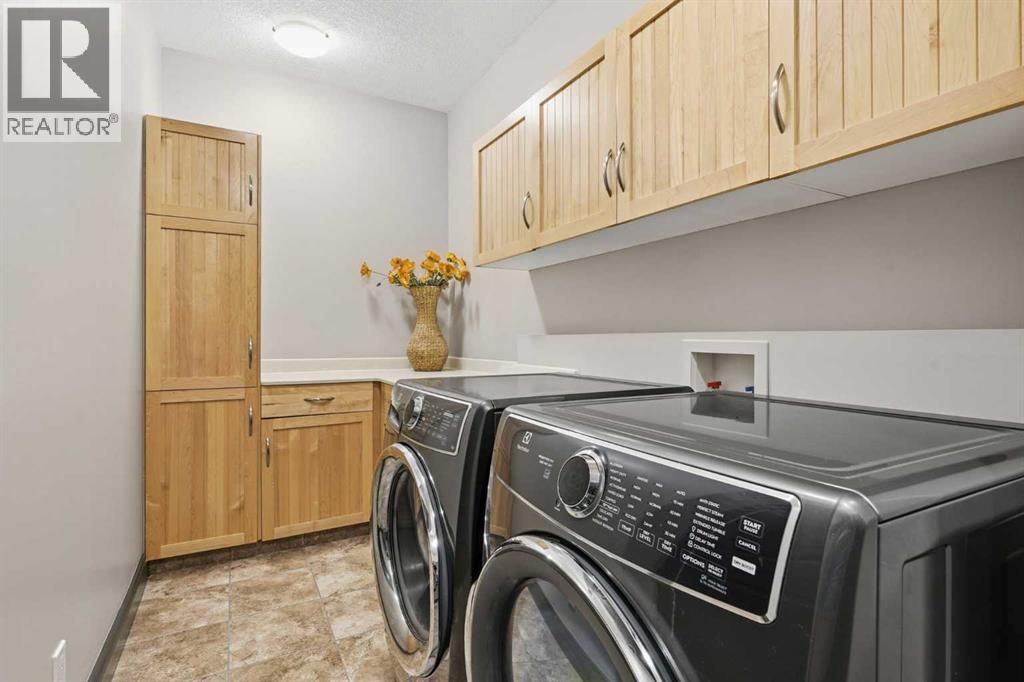 75 Royal Abbey Rise NW, Calgary, Alberta  T3G 4Y5 - Photo 18 - A2334018