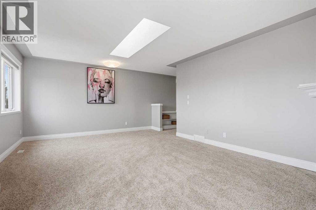 75 Royal Abbey Rise NW, Calgary, Alberta  T3G 4Y5 - Photo 23 - A2334018