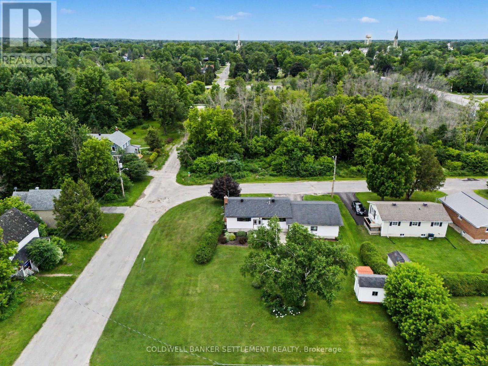 14 Baynes Street, Perth, Ontario K7H 1R1 - Photo 3 - X13670788