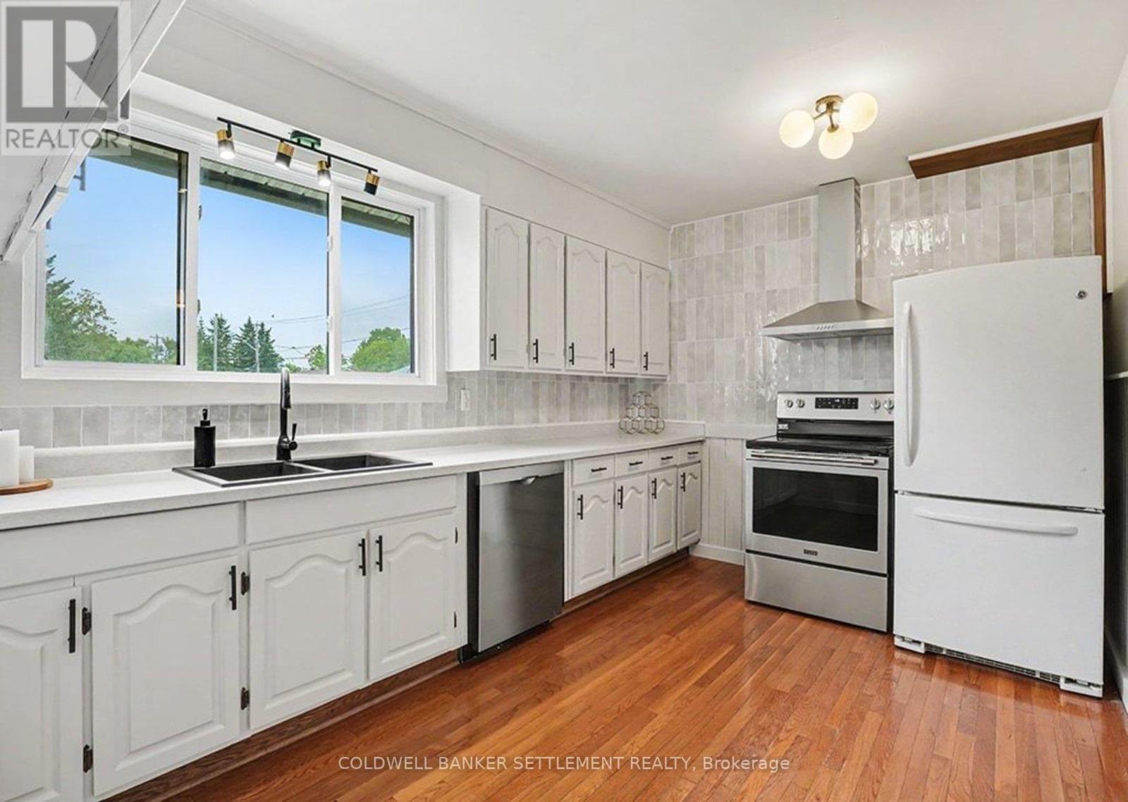 14 Baynes Street, Perth, Ontario K7H 1R1 - Photo 6 - X13670788