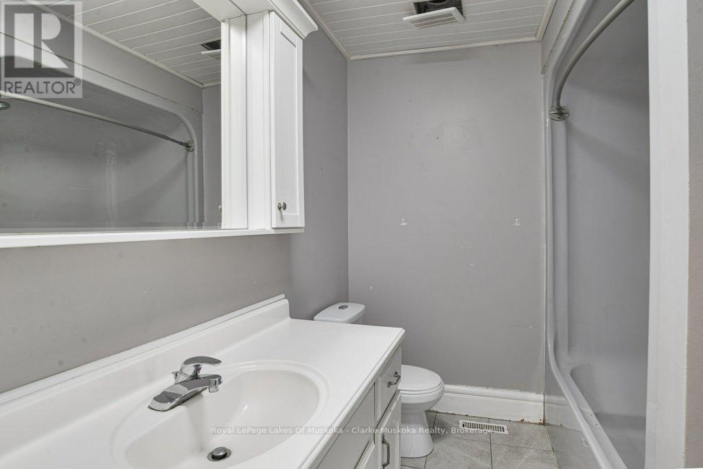 8 Edna Street, Orillia, Ontario  L3V 6G4 - Photo 10 - S13670930