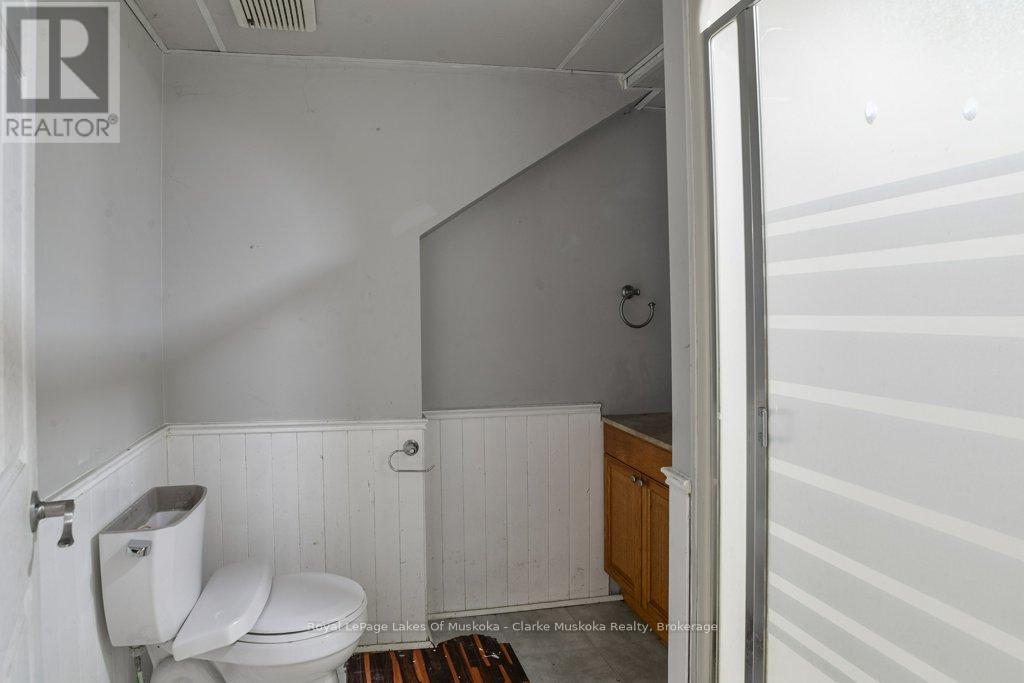 8 Edna Street, Orillia, Ontario  L3V 6G4 - Photo 13 - S13670930