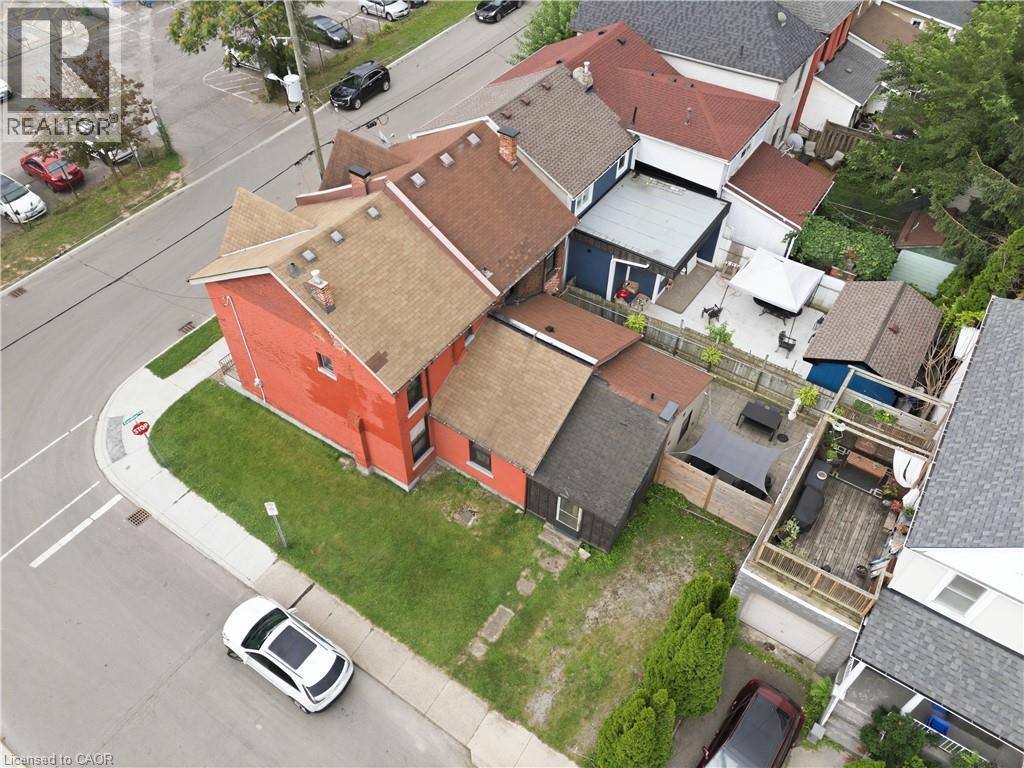 203 Caroline Street N, Hamilton, Ontario  L8R 2S1 - Photo 2 - 40855563