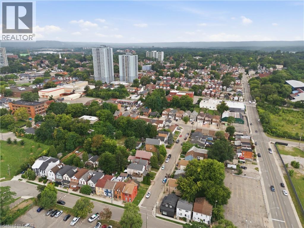 203 Caroline Street N, Hamilton, Ontario  L8R 2S1 - Photo 6 - 40855563