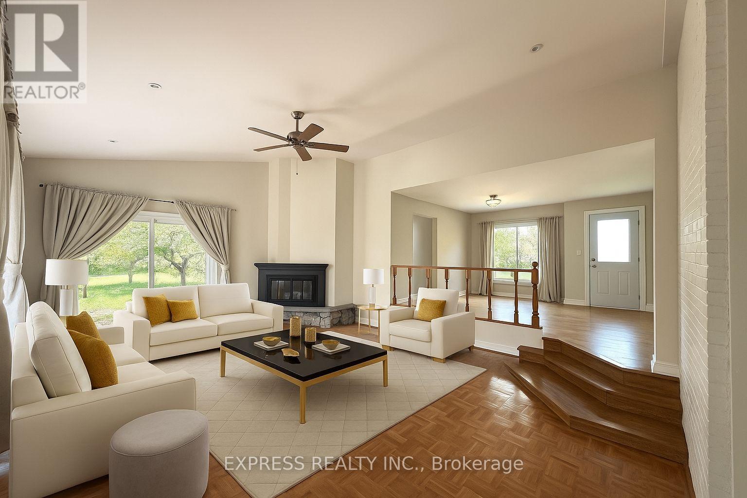392 Hollywood Avenue, Toronto, Ontario  M2N 3L5 - Photo 2 - C13670724
