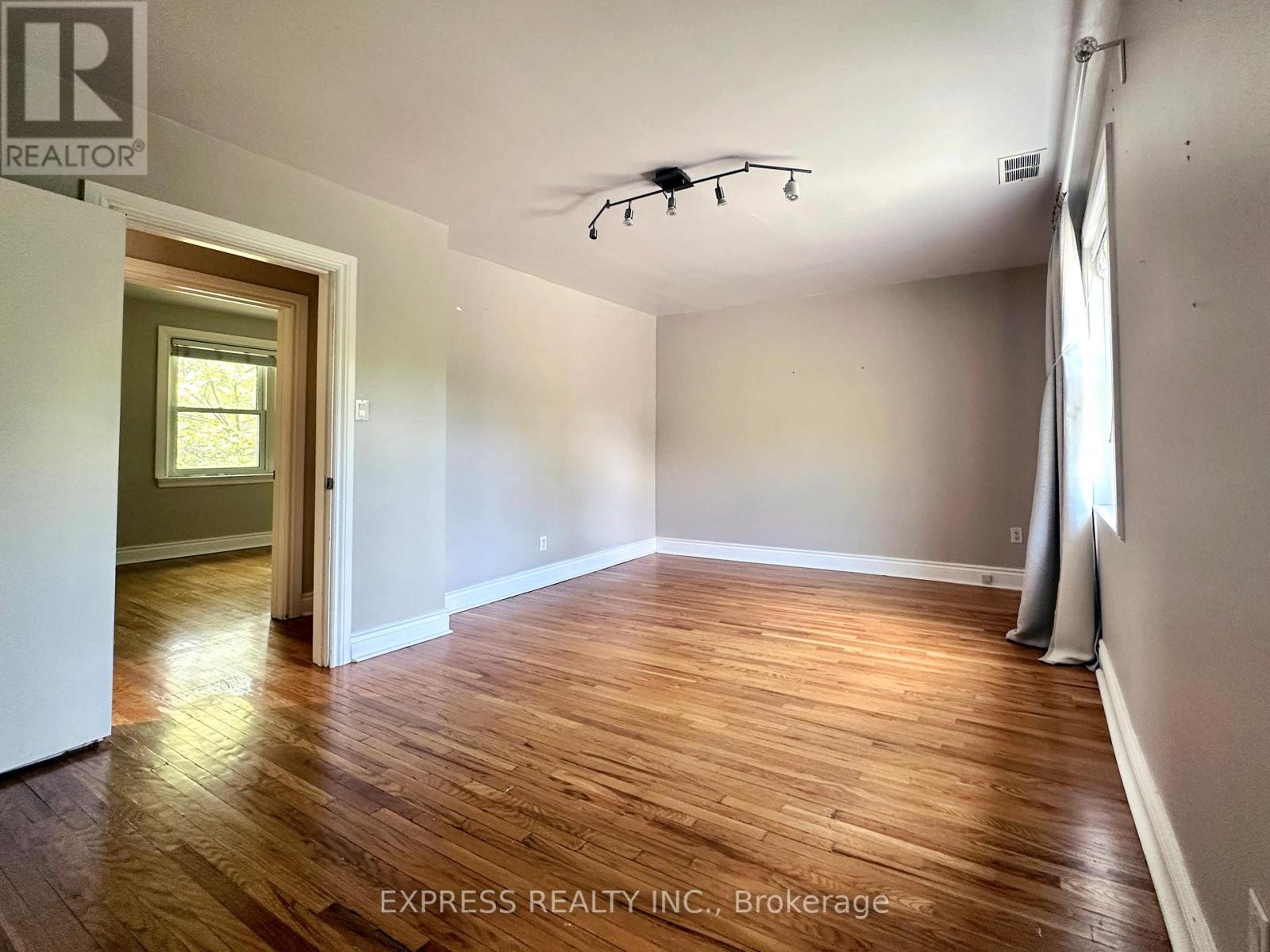 392 Hollywood Avenue, Toronto, Ontario  M2N 3L5 - Photo 6 - C13670724