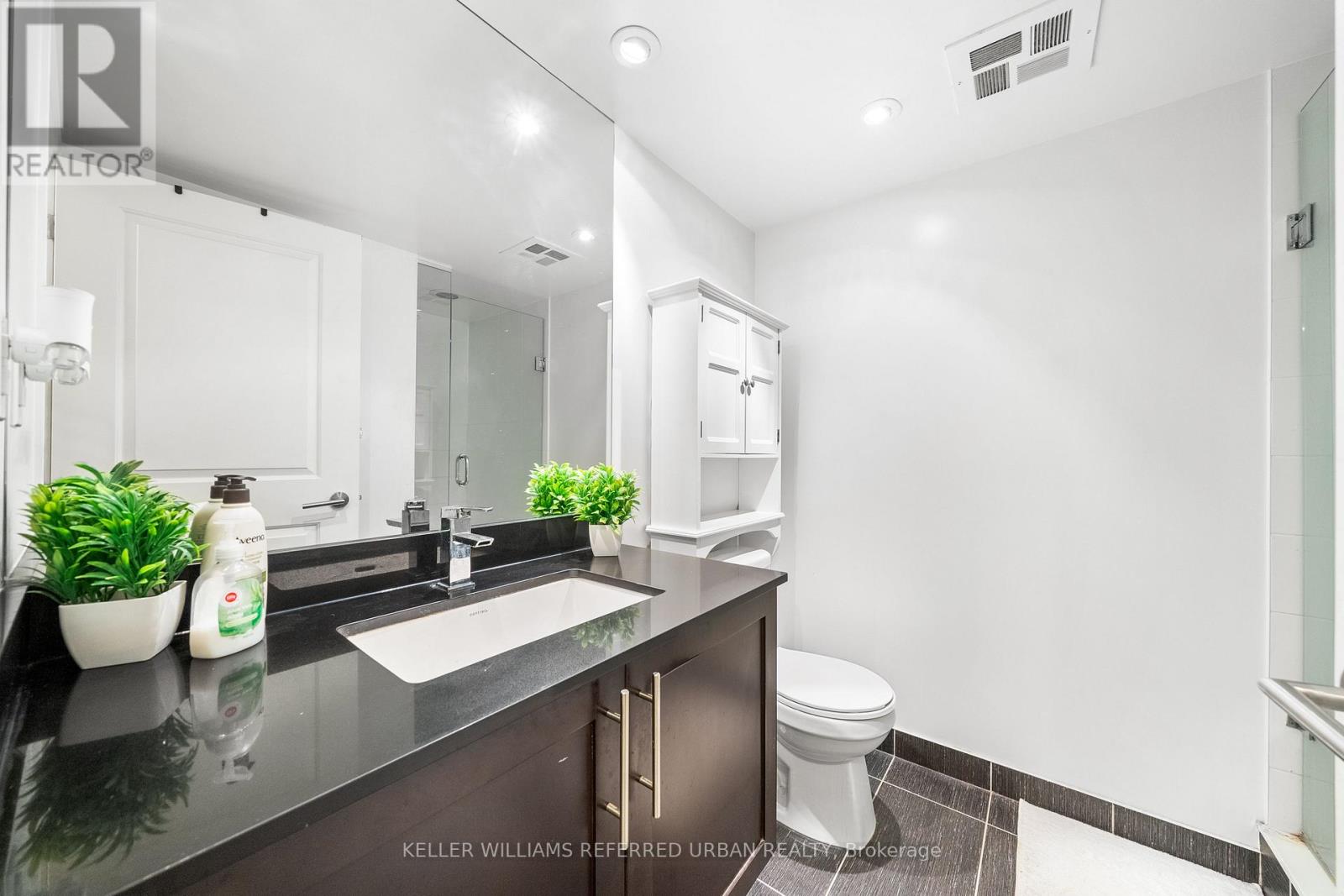 1022 - 400 Adelaide Street E, Toronto, Ontario M5A 4S3 - Photo 12 - C13670808