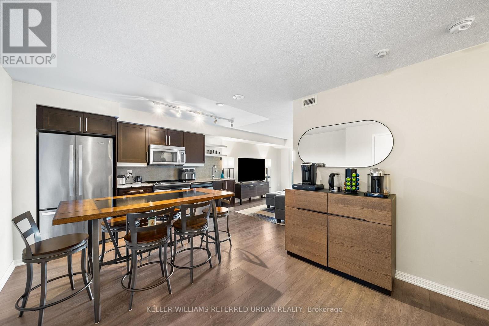 1022 - 400 Adelaide Street E, Toronto, Ontario M5A 4S3 - Photo 3 - C13670808