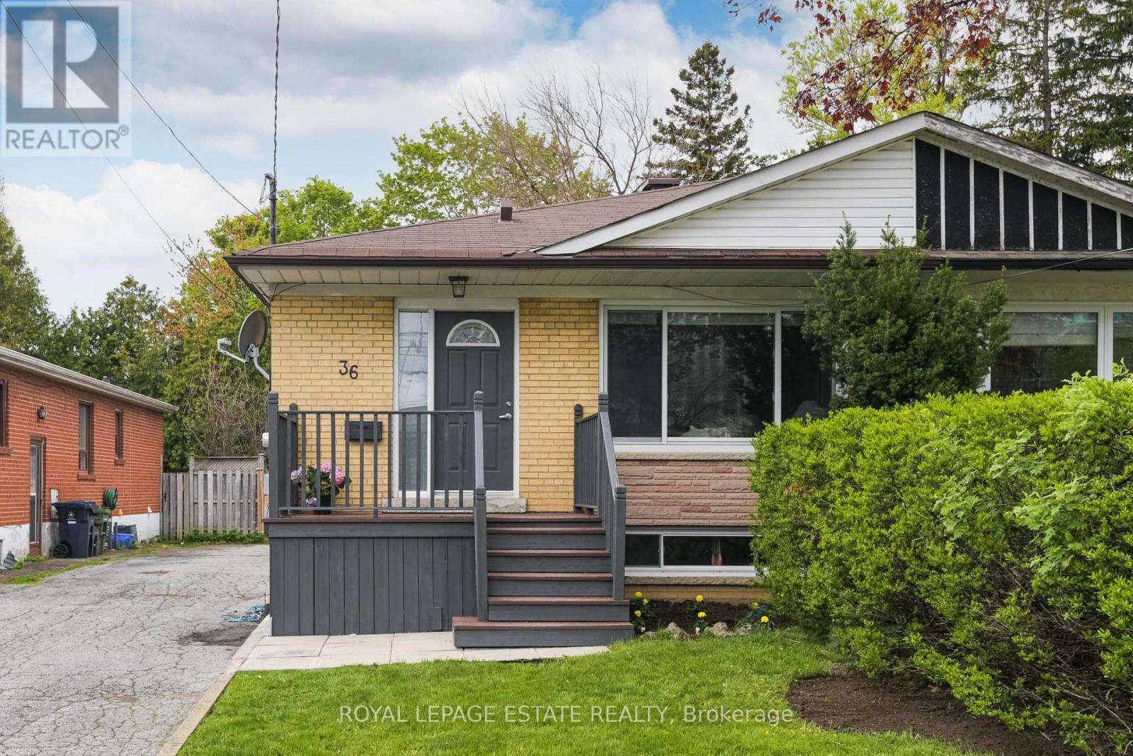 36 Linelle Street, Toronto, Ontario  M2N 2J3 - Photo 1 - C13670832