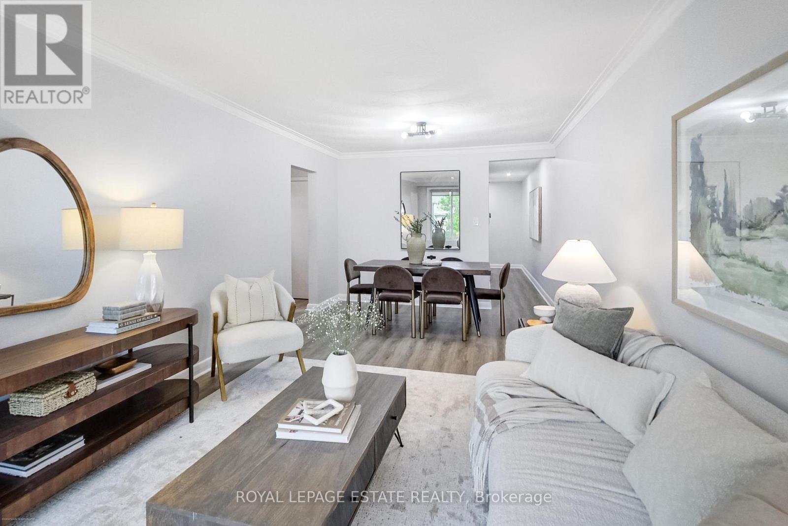 36 Linelle Street, Toronto, Ontario  M2N 2J3 - Photo 5 - C13670832
