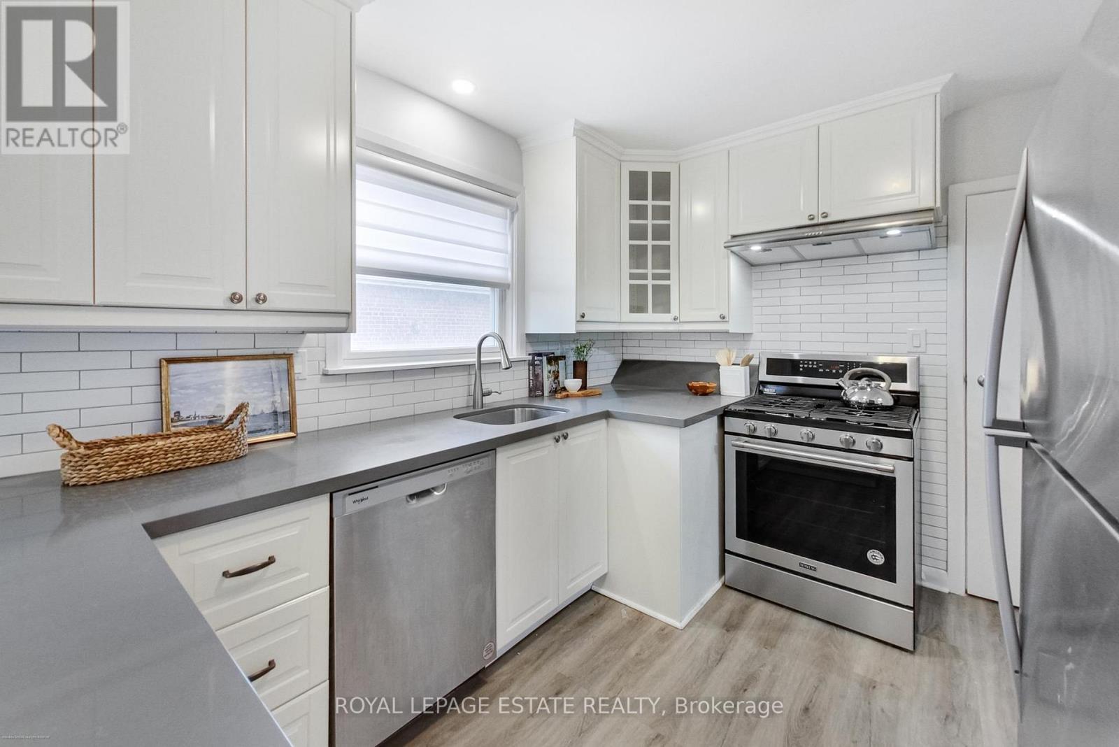 36 Linelle Street, Toronto, Ontario  M2N 2J3 - Photo 8 - C13670832