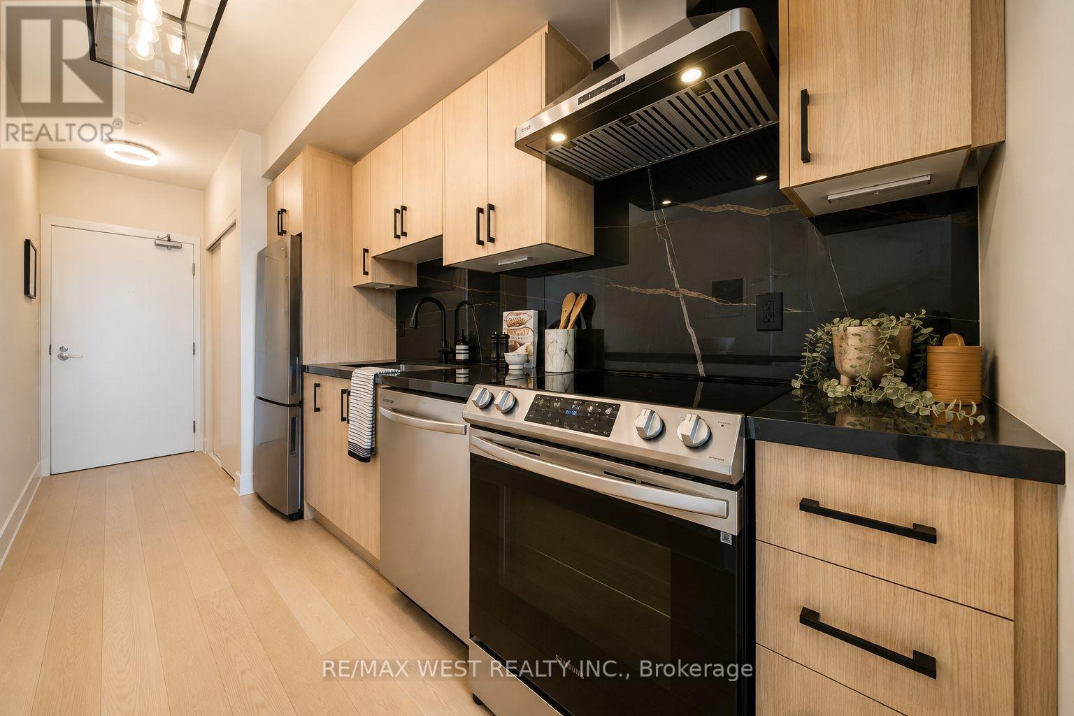 546 - 5 Hanna Avenue N, Toronto, Ontario  M6K 1W8 - Photo 10 - C13670924