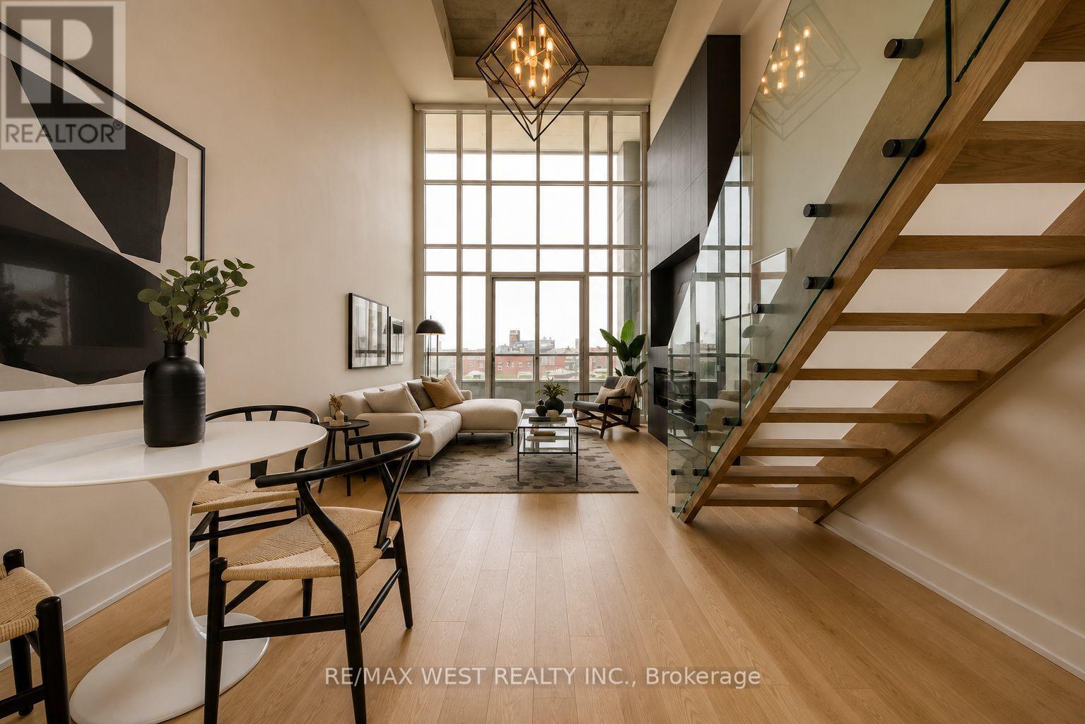 546 - 5 Hanna Avenue N, Toronto, Ontario  M6K 1W8 - Photo 3 - C13670924
