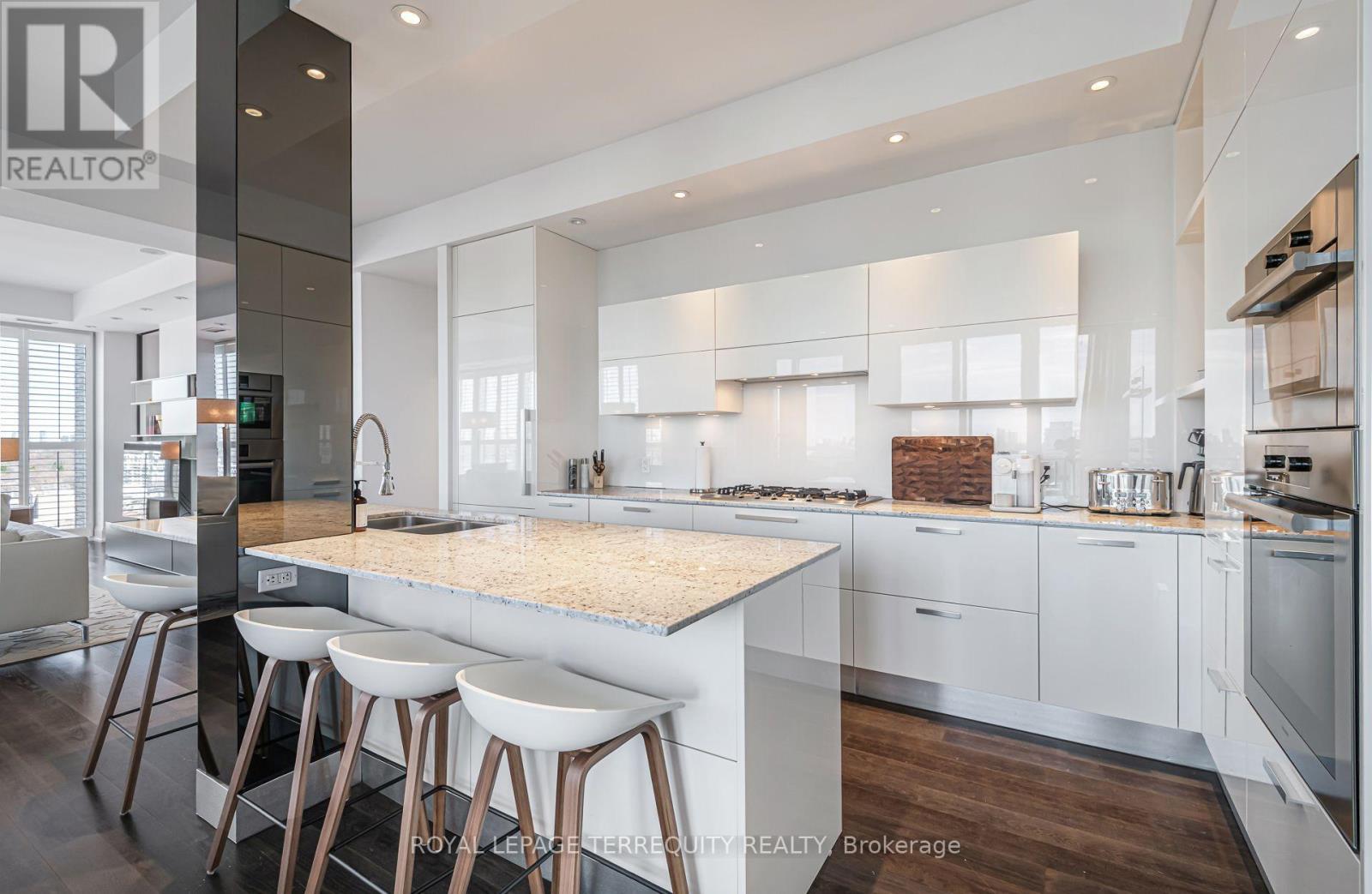 1704 - 88 Davenport Road, Toronto, Ontario  M5R 0A5 - Photo 18 - C13670974
