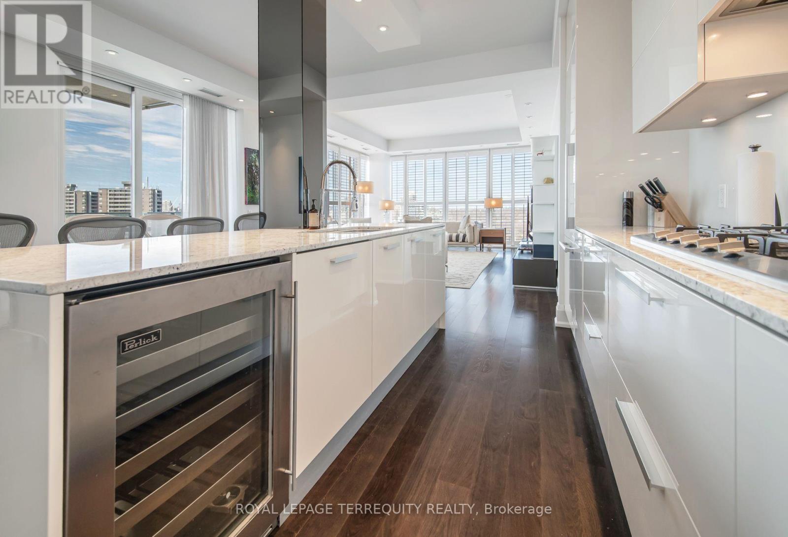 1704 - 88 Davenport Road, Toronto, Ontario  M5R 0A5 - Photo 19 - C13670974