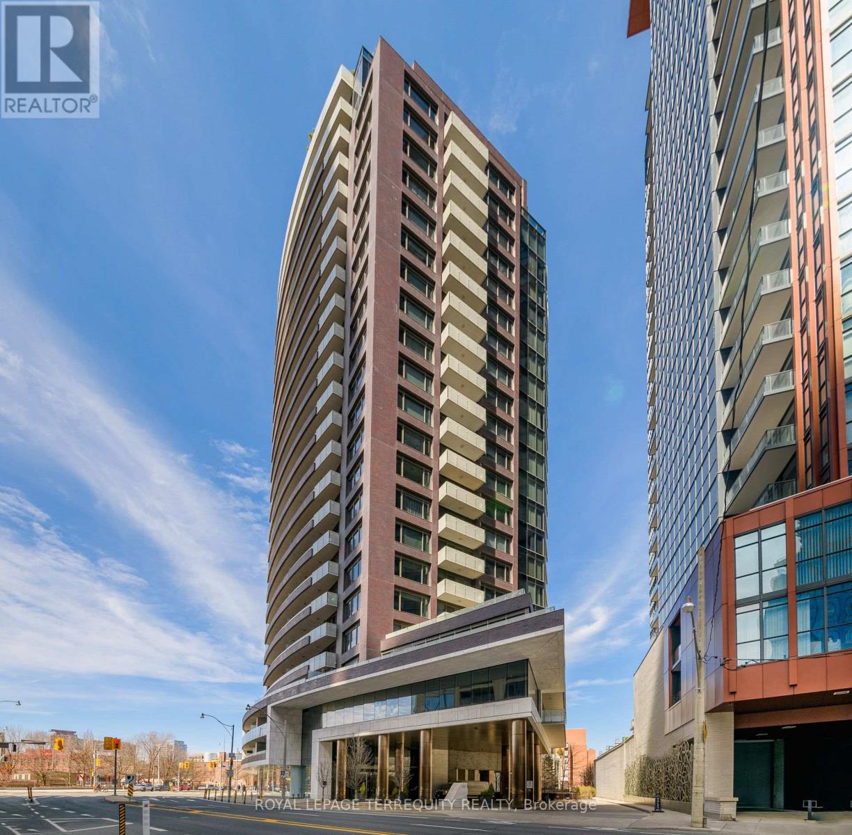 1704 - 88 Davenport Road, Toronto, Ontario  M5R 0A5 - Photo 2 - C13670974