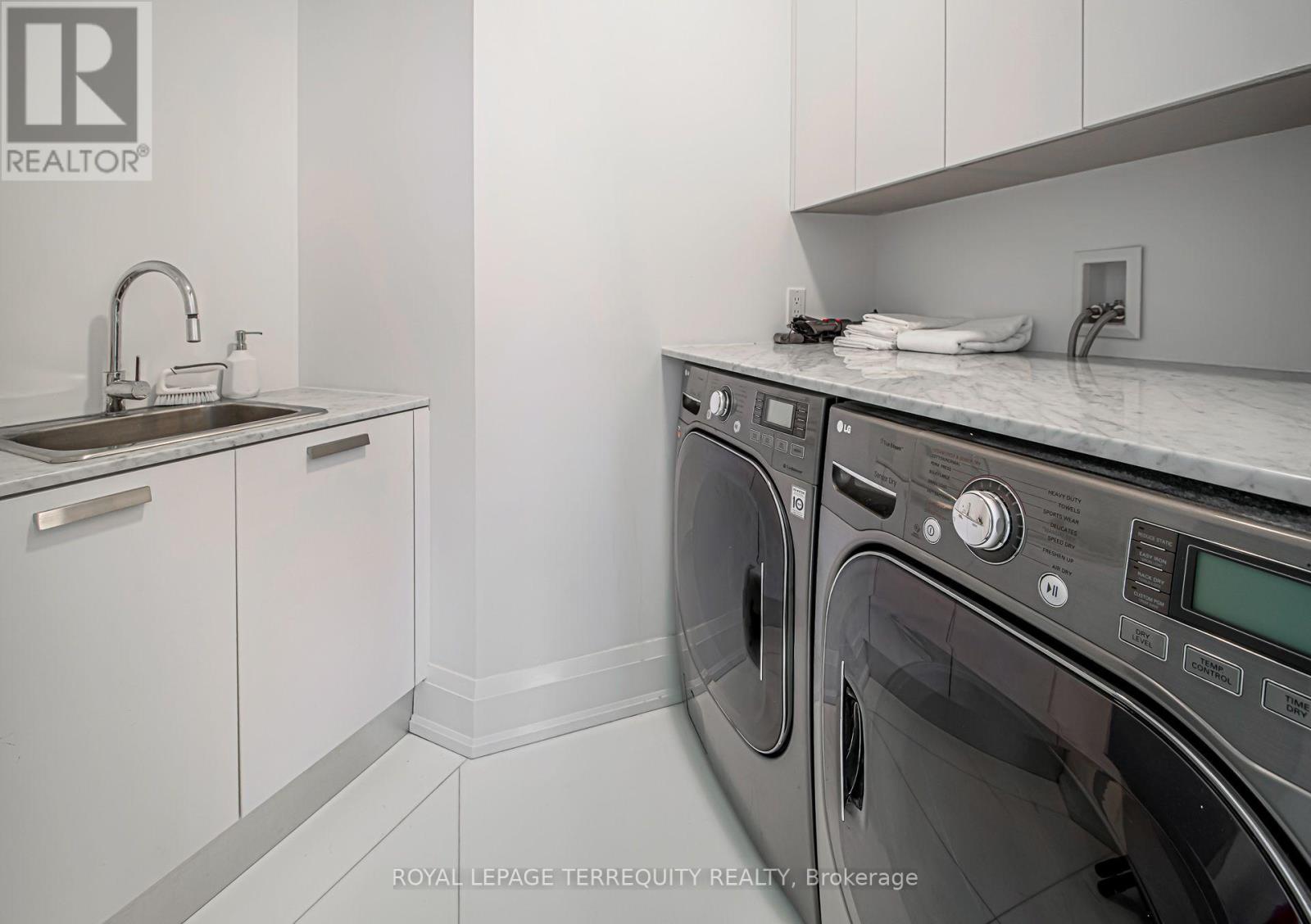 1704 - 88 Davenport Road, Toronto, Ontario  M5R 0A5 - Photo 34 - C13670974