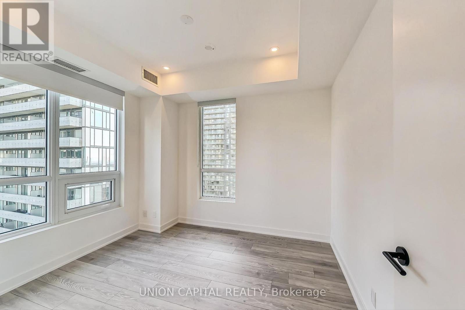 3305 - 108 Peter Street, Toronto, Ontario  M5V 0W2 - Photo 12 - C13670978